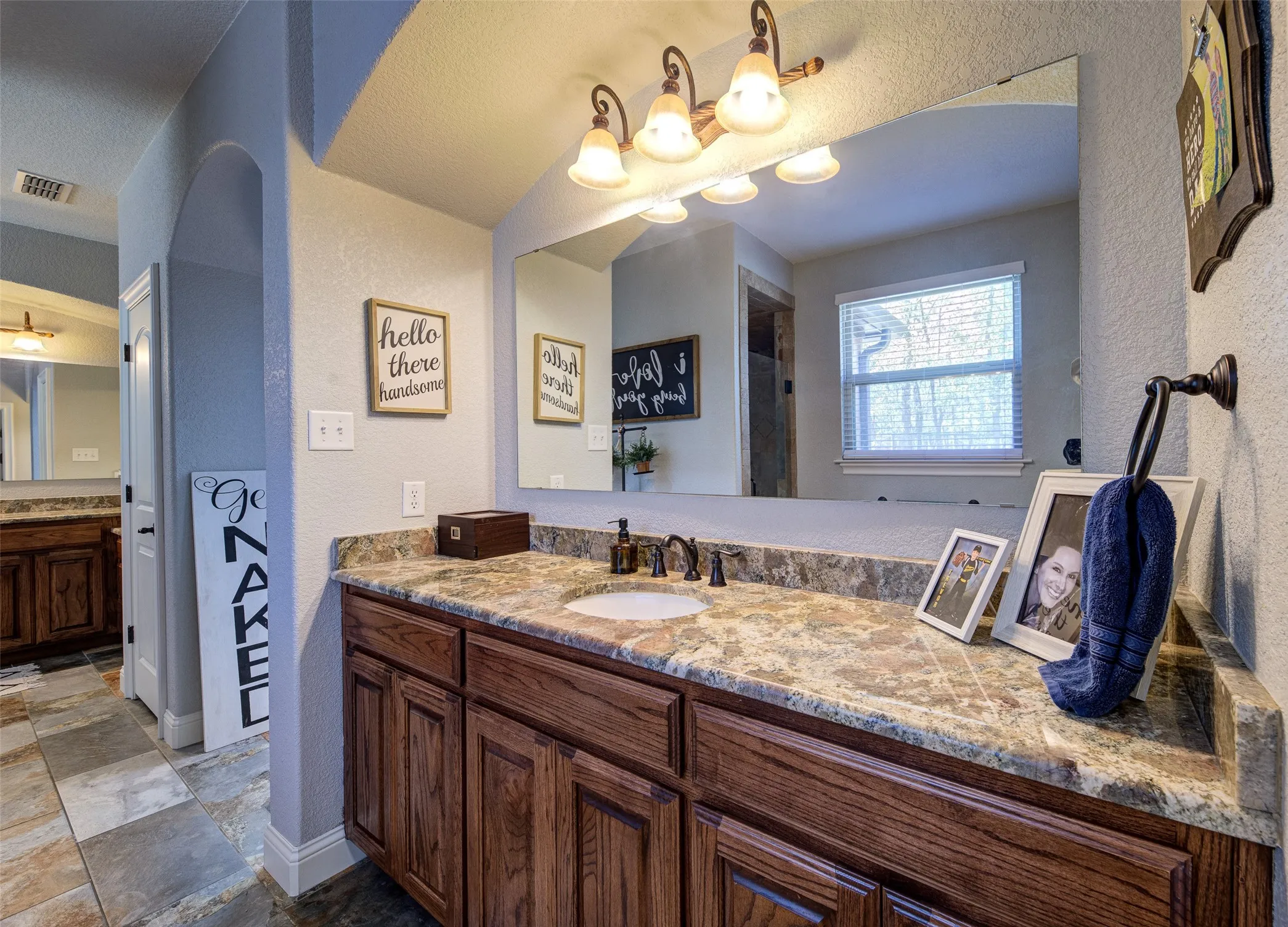 Farm For Sale in Wise County , 9199 Farm to Market 1810, Chico, Texas 76431, 6 Bedrooms, 6 Bathrooms, 5 Garage spaces, 7,140 Sqft, built in 2016, Price $1,920,000, mls#21352441, Real Estate Agent in Chico, Homes For Sale in Wise county, Homes For Sale in Chico, Realtor in Chico Texas, Real Estate Brokerage Independent Realty Texas, Luminita Cordes Realtor