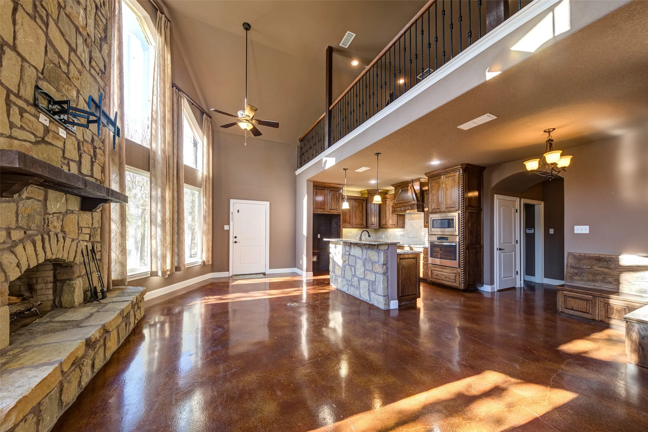 Farm For Sale in Wise County , 9199 Farm to Market 1810, Chico, Texas 76431, 6 Bedrooms, 6 Bathrooms, 5 Garage spaces, 7,140 Sqft, built in 2016, Price $1,920,000, mls#21352441, Real Estate Agent in Chico, Homes For Sale in Wise county, Homes For Sale in Chico, Realtor in Chico Texas, Real Estate Brokerage Independent Realty Texas, Luminita Cordes Realtor