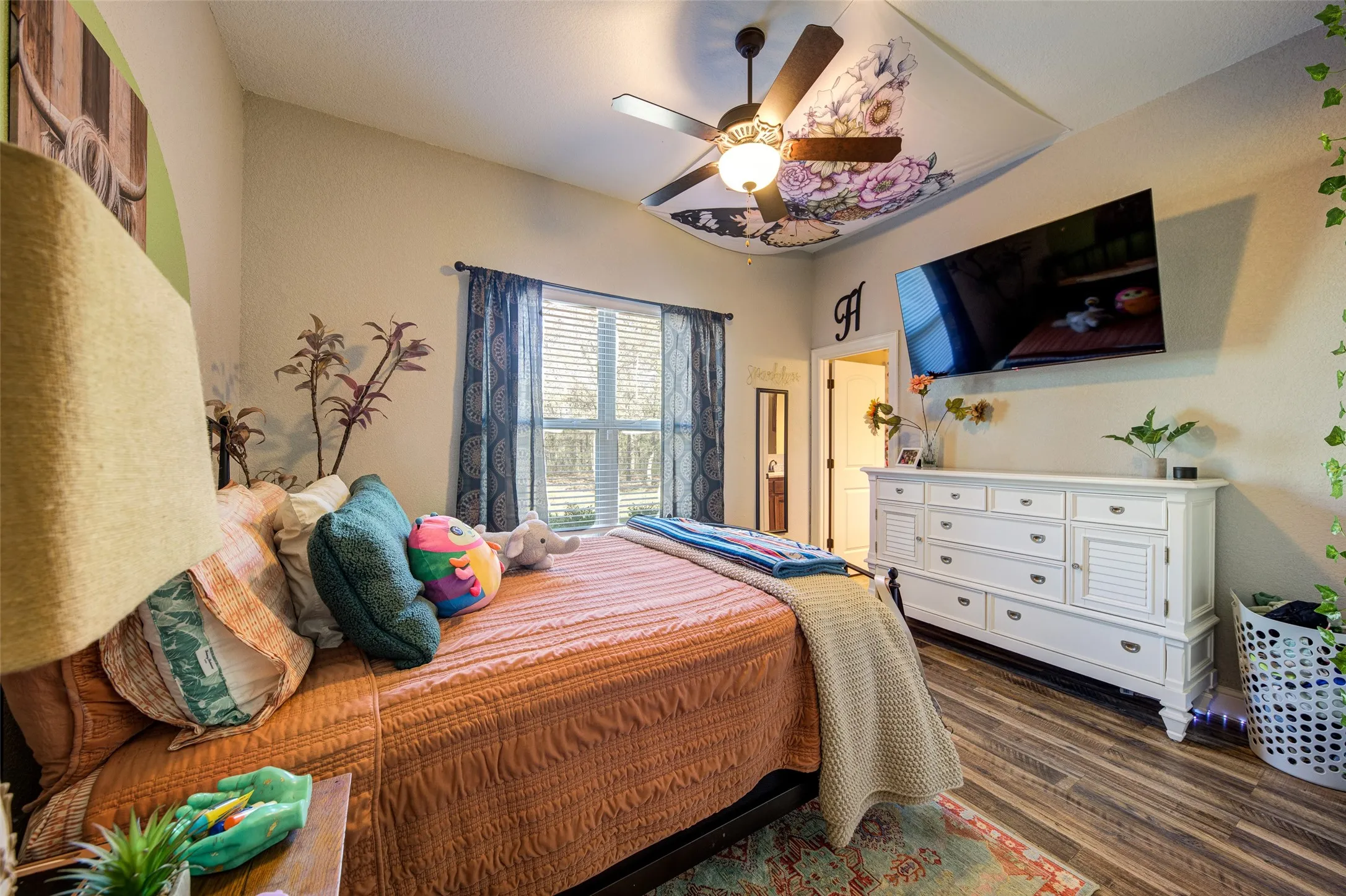 Farm For Sale in Wise County , 9199 Farm to Market 1810, Chico, Texas 76431, 6 Bedrooms, 6 Bathrooms, 5 Garage spaces, 7,140 Sqft, built in 2016, Price $1,920,000, mls#21352441, Real Estate Agent in Chico, Homes For Sale in Wise county, Homes For Sale in Chico, Realtor in Chico Texas, Real Estate Brokerage Independent Realty Texas, Luminita Cordes Realtor
