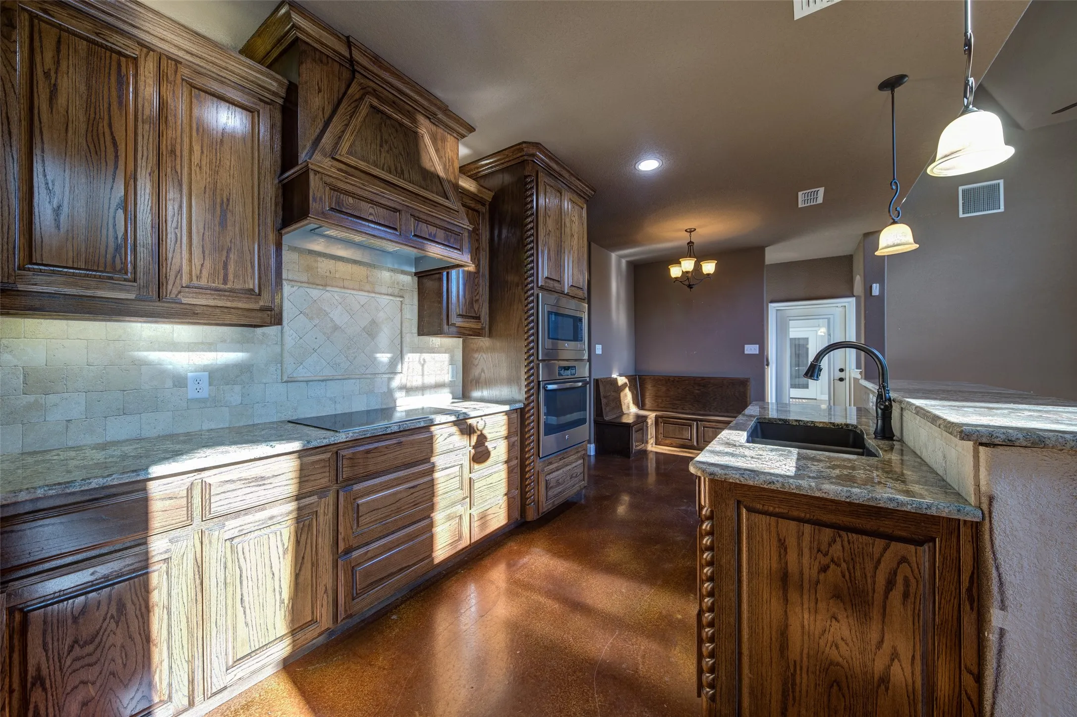 Farm For Sale in Wise County , 9199 Farm to Market 1810, Chico, Texas 76431, 6 Bedrooms, 6 Bathrooms, 5 Garage spaces, 7,140 Sqft, built in 2016, Price $1,920,000, mls#21352441, Real Estate Agent in Chico, Homes For Sale in Wise county, Homes For Sale in Chico, Realtor in Chico Texas, Real Estate Brokerage Independent Realty Texas, Luminita Cordes Realtor