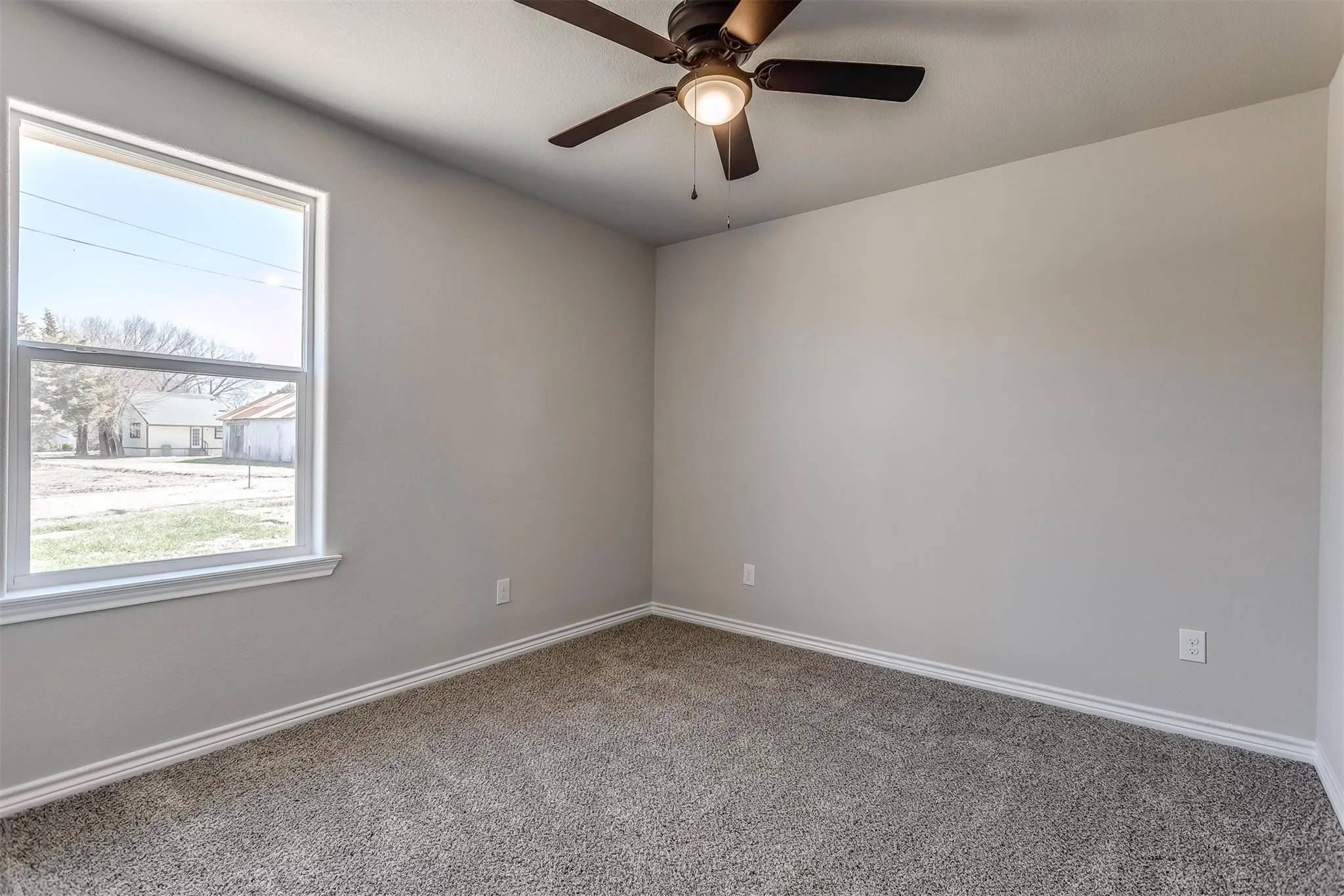 Quadruplex For Sale in Ellis County , 131-139 Houston Street, Italy, Texas 76651, 12 Bedroom, 8 Bathroom, Garage spaces, 5,000 Sqft, built in 2020, mls#21343744, Real Estate Agent in Italy, Homes For Sale in Ellis county, Homes For Sale in Italy, Realtor in Italy Texas, Real Estate Brokerage Independent Realty Texas, Luminita Cordes Realtor
