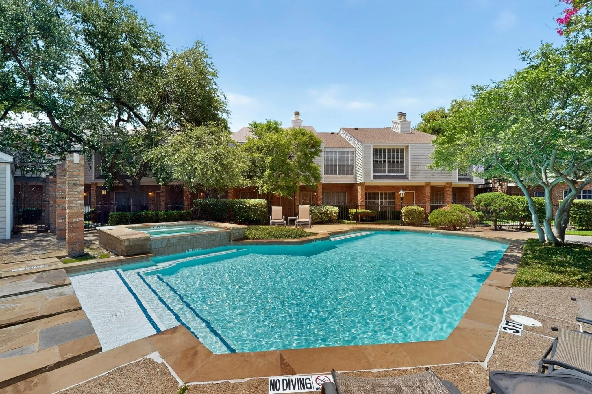 Condominium For Rent in Dallas County , 12921 Abrams Road 312, Dallas, Texas 75243, 2 Bedroom, 1 Bathroom, Garage spaces, 835 Sqft, built in 1980, mls#21353017, Real Estate Agent in Dallas, Homes For Rent in Dallas county, Homes For Rent in Dallas, Realtor in Dallas Texas, Real Estate Brokerage Independent Realty Texas, Luminita Cordes Realtor