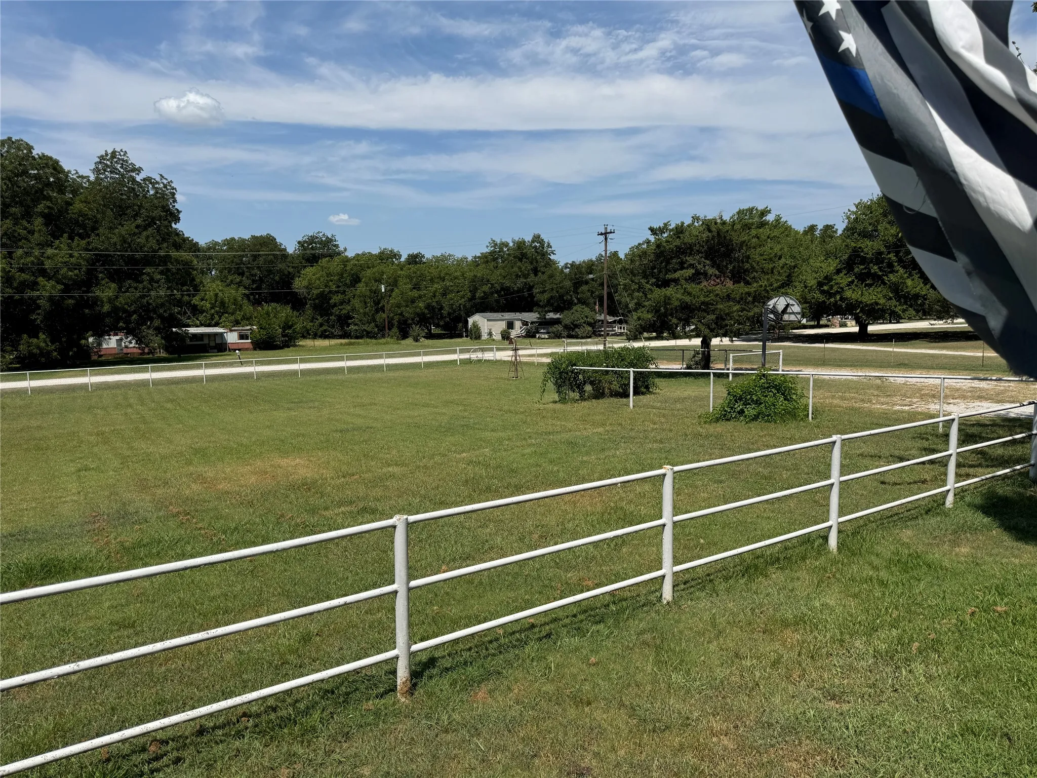 Mobile Home For Sale in Cooke County , 168 County Road 193, Gainesville, Texas 76240, 2 Bedroom, 2 Bathroom, Garage spaces, 1,064 Sqft, built in 1984, mls#21352890, Real Estate Agent in Gainesville, Homes For Sale in Cooke county, Homes For Sale in Gainesville, Realtor in Gainesville Texas, Real Estate Brokerage Independent Realty Texas, Luminita Cordes Realtor