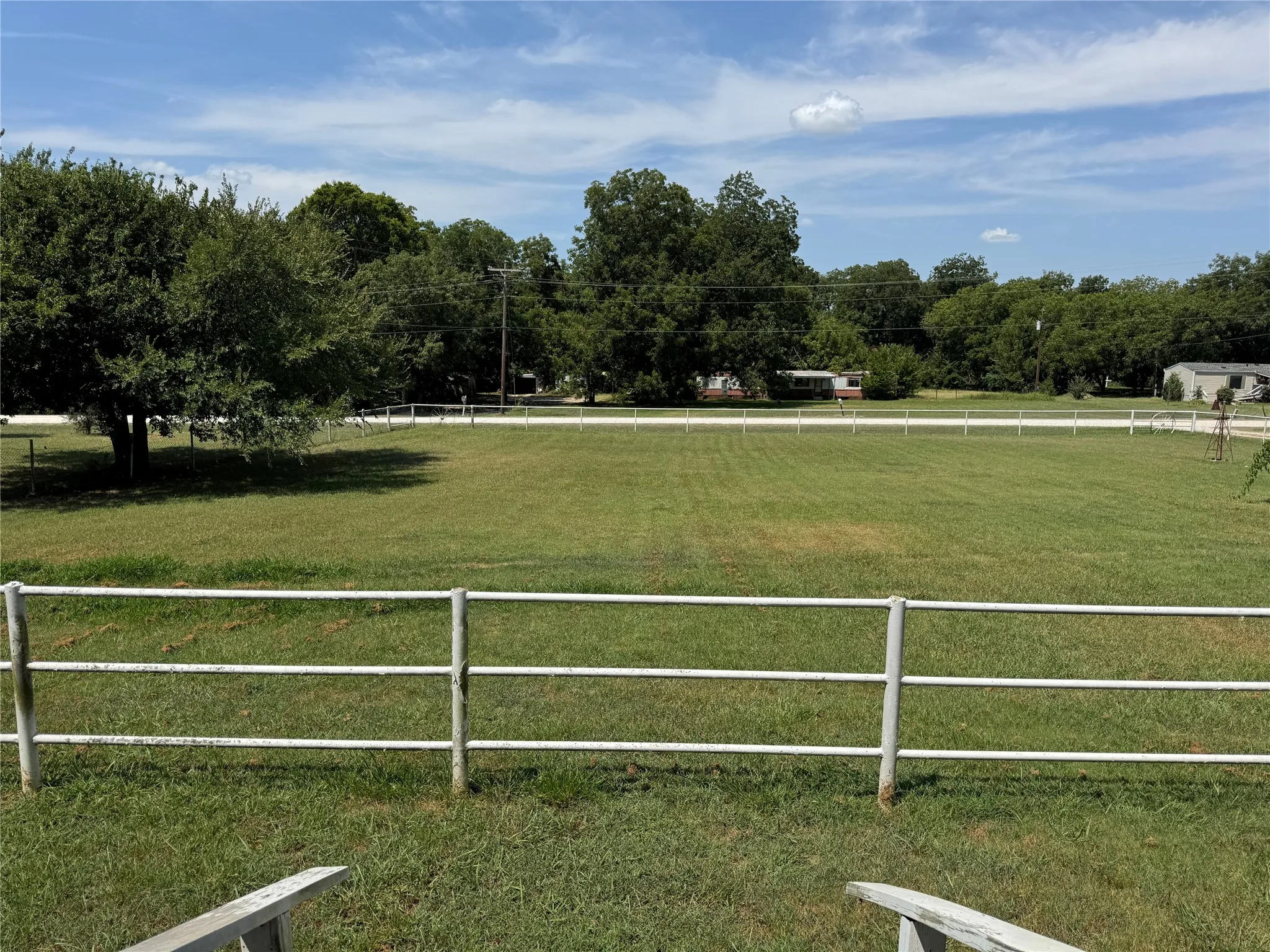 Mobile Home For Sale in Cooke County , 168 County Road 193, Gainesville, Texas 76240, 2 Bedroom, 2 Bathroom, Garage spaces, 1,064 Sqft, built in 1984, mls#21352890, Real Estate Agent in Gainesville, Homes For Sale in Cooke county, Homes For Sale in Gainesville, Realtor in Gainesville Texas, Real Estate Brokerage Independent Realty Texas, Luminita Cordes Realtor