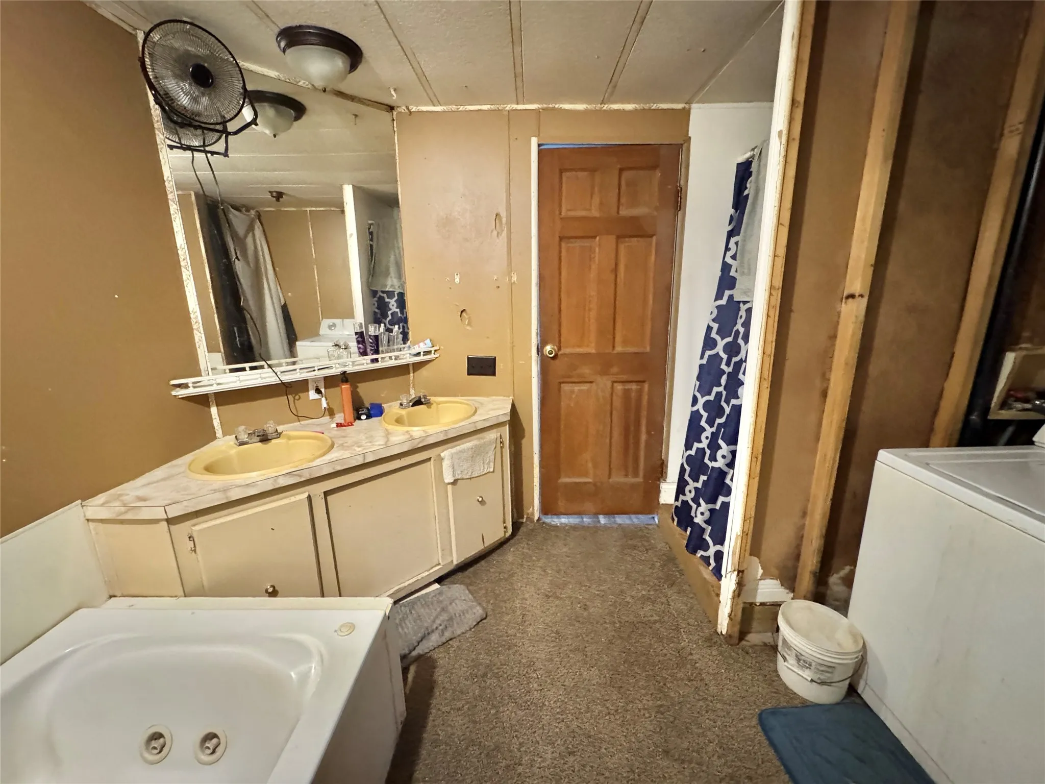 Mobile Home For Sale in Cooke County , 168 County Road 193, Gainesville, Texas 76240, 2 Bedroom, 2 Bathroom, Garage spaces, 1,064 Sqft, built in 1984, mls#21352890, Real Estate Agent in Gainesville, Homes For Sale in Cooke county, Homes For Sale in Gainesville, Realtor in Gainesville Texas, Real Estate Brokerage Independent Realty Texas, Luminita Cordes Realtor