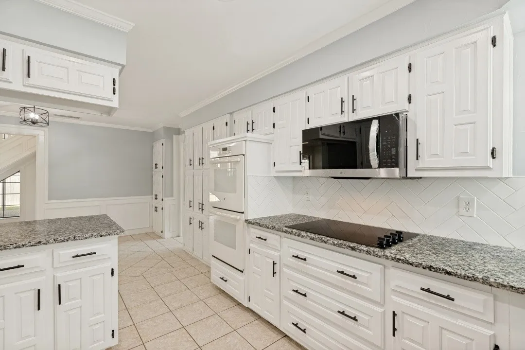 Single Family Residence For Sale in Collin County , 2801 Cobre Valle Lane, Plano, Texas 75023, 4 Bedroom, 3 Bathroom, 2 Garage spaces, 2,726 Sqft, built in 1981, mls#21263463, Real Estate Agent in Plano, Homes For Sale in Collin county, Homes For Sale in Plano, Realtor in Plano Texas, Real Estate Brokerage Independent Realty Texas, Luminita Cordes Realtor