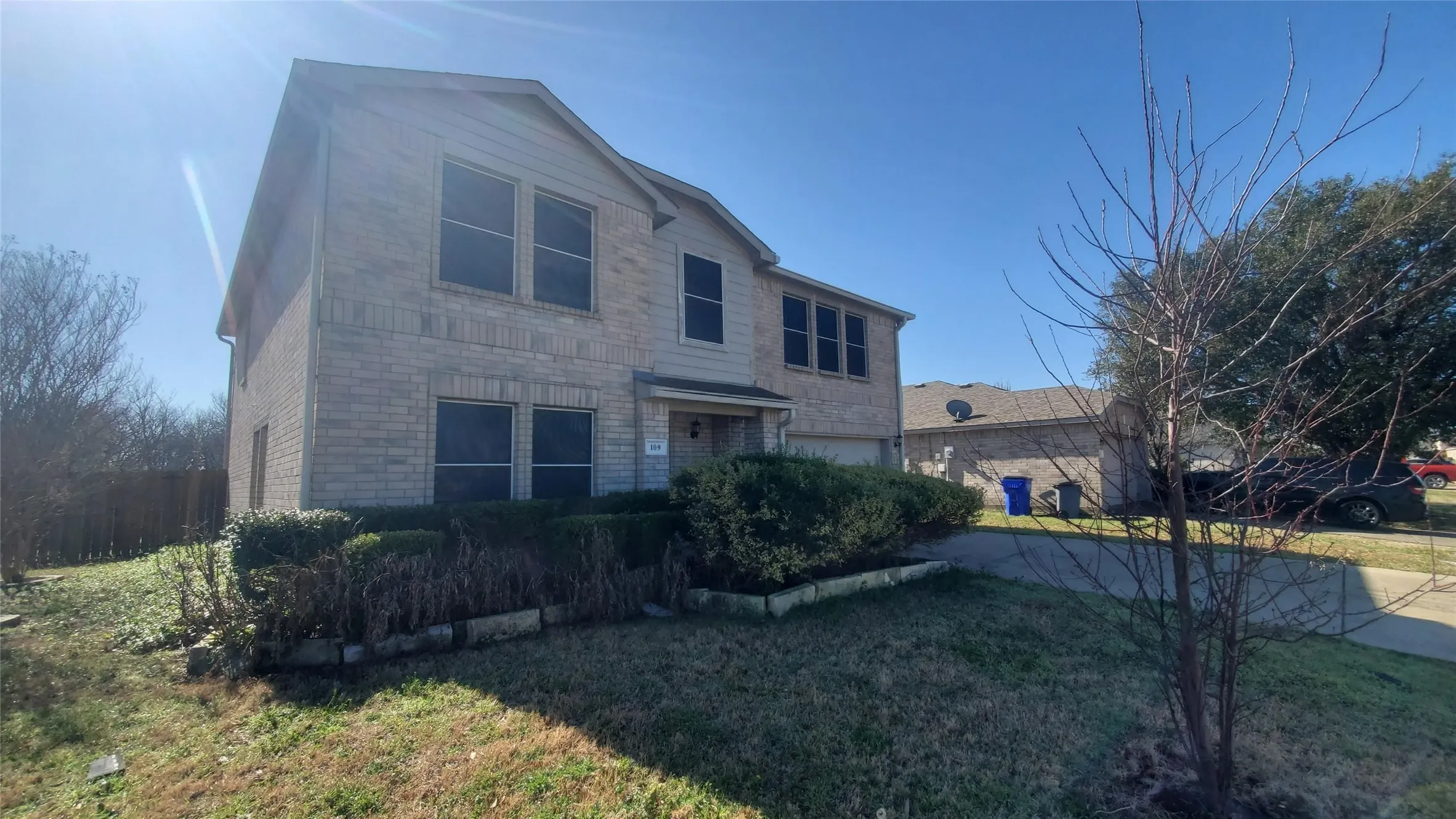 Single Family Residence For Rent in Kaufman County , 109 Southwestern Drive, Forney, Texas 75126, 4 Bedrooms, 3 Bathrooms, 2 Garage spaces, 2,650 Sqft, built in 2005, Price $2,499, mls#21353068, Real Estate Agent in Forney, Homes For Rent in Kaufman county, Homes For Rent in Forney, Realtor in Forney Texas, Real Estate Brokerage Independent Realty Texas, Luminita Cordes Realtor