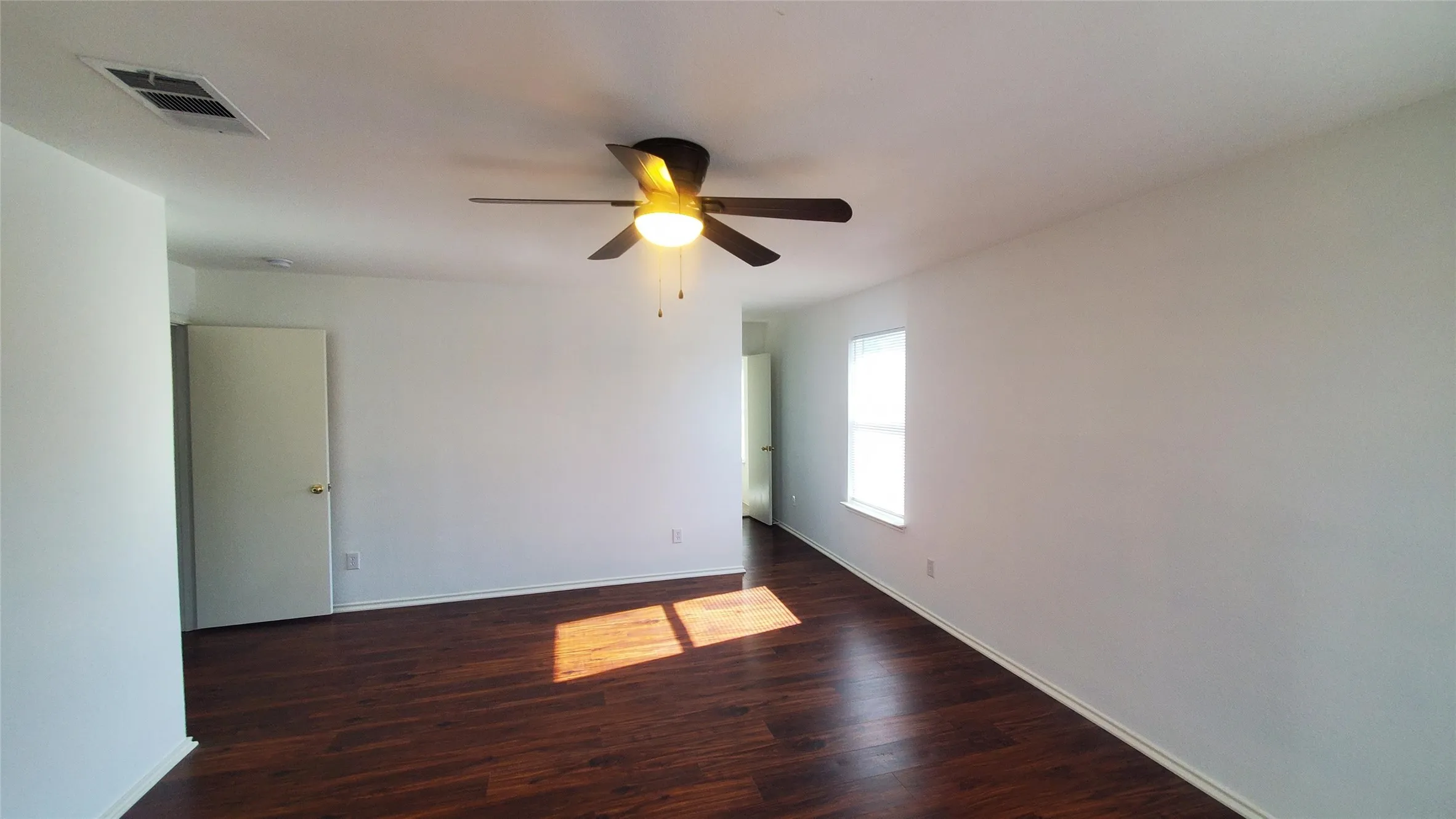 Single Family Residence For Rent in Kaufman County , 109 Southwestern Drive, Forney, Texas 75126, 4 Bedrooms, 3 Bathrooms, 2 Garage spaces, 2,650 Sqft, built in 2005, Price $2,499, mls#21353068, Real Estate Agent in Forney, Homes For Rent in Kaufman county, Homes For Rent in Forney, Realtor in Forney Texas, Real Estate Brokerage Independent Realty Texas, Luminita Cordes Realtor