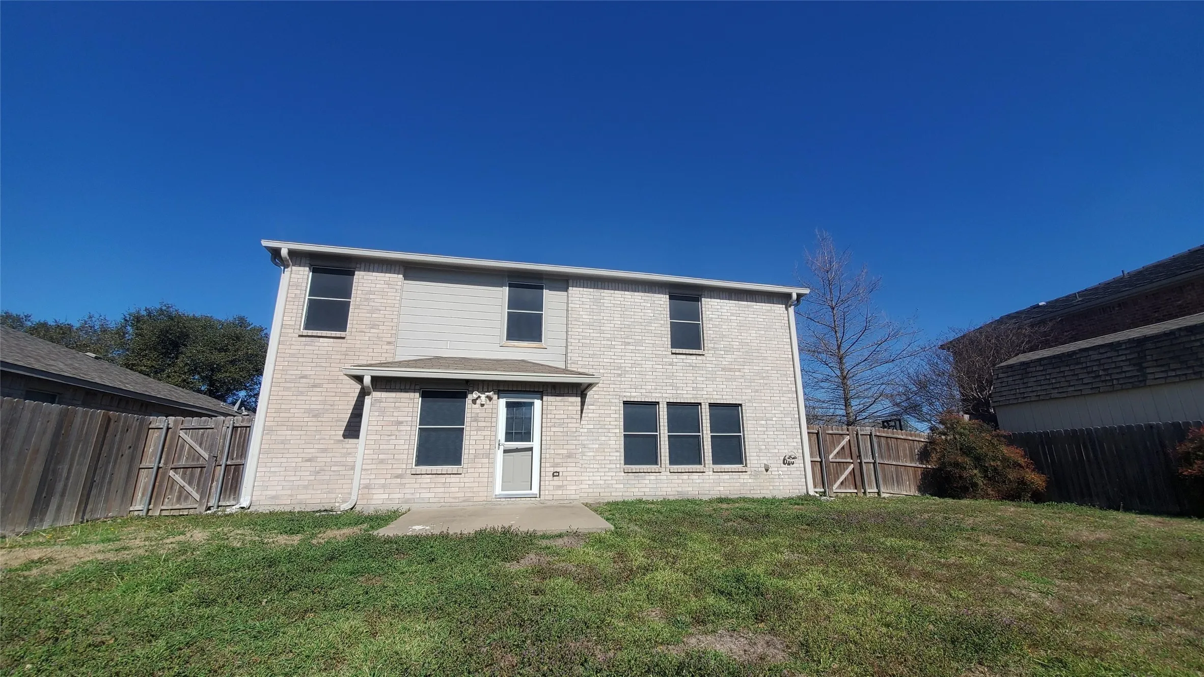 Single Family Residence For Rent in Kaufman County , 109 Southwestern Drive, Forney, Texas 75126, 4 Bedrooms, 3 Bathrooms, 2 Garage spaces, 2,650 Sqft, built in 2005, Price $2,499, mls#21353068, Real Estate Agent in Forney, Homes For Rent in Kaufman county, Homes For Rent in Forney, Realtor in Forney Texas, Real Estate Brokerage Independent Realty Texas, Luminita Cordes Realtor