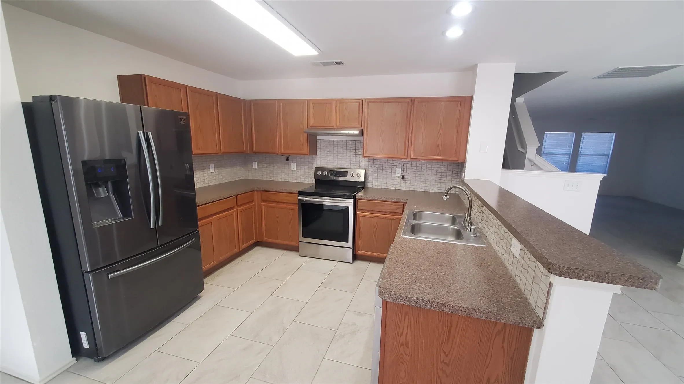 Single Family Residence For Rent in Kaufman County , 109 Southwestern Drive, Forney, Texas 75126, 4 Bedrooms, 3 Bathrooms, 2 Garage spaces, 2,650 Sqft, built in 2005, Price $2,499, mls#21353068, Real Estate Agent in Forney, Homes For Rent in Kaufman county, Homes For Rent in Forney, Realtor in Forney Texas, Real Estate Brokerage Independent Realty Texas, Luminita Cordes Realtor