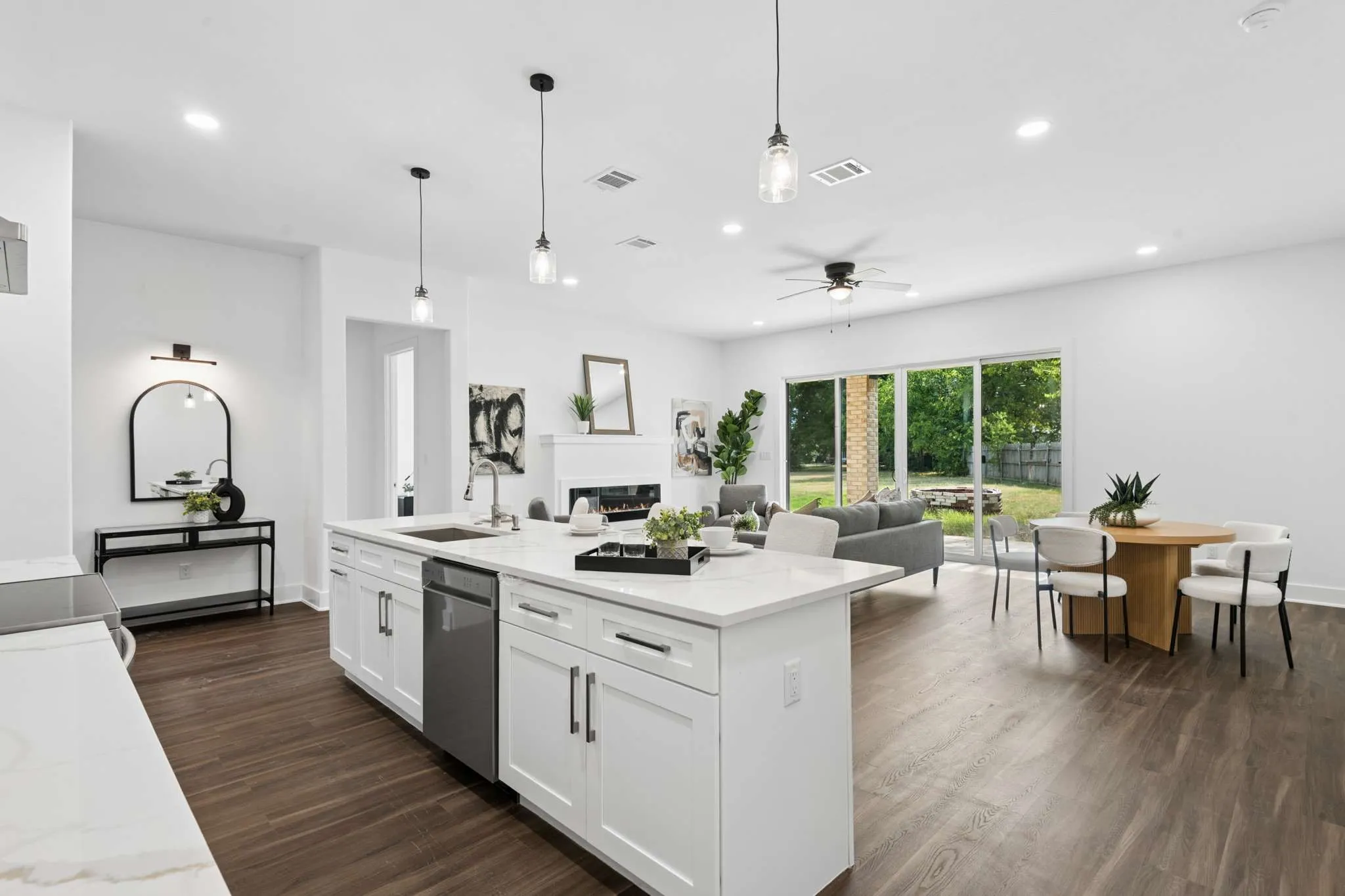 Single Family Residence For Sale in Wise County , 126 Port O Call Court, Runaway Bay, Texas 76426, 3 Bedroom, 4 Bathroom, 2 Garage spaces, 2,073 Sqft, built in 2026, mls#21351823, Real Estate Agent in Runaway Bay, Homes For Sale in Wise county, Homes For Sale in Runaway Bay, Realtor in Runaway Bay Texas, Real Estate Brokerage Independent Realty Texas, Luminita Cordes Realtor