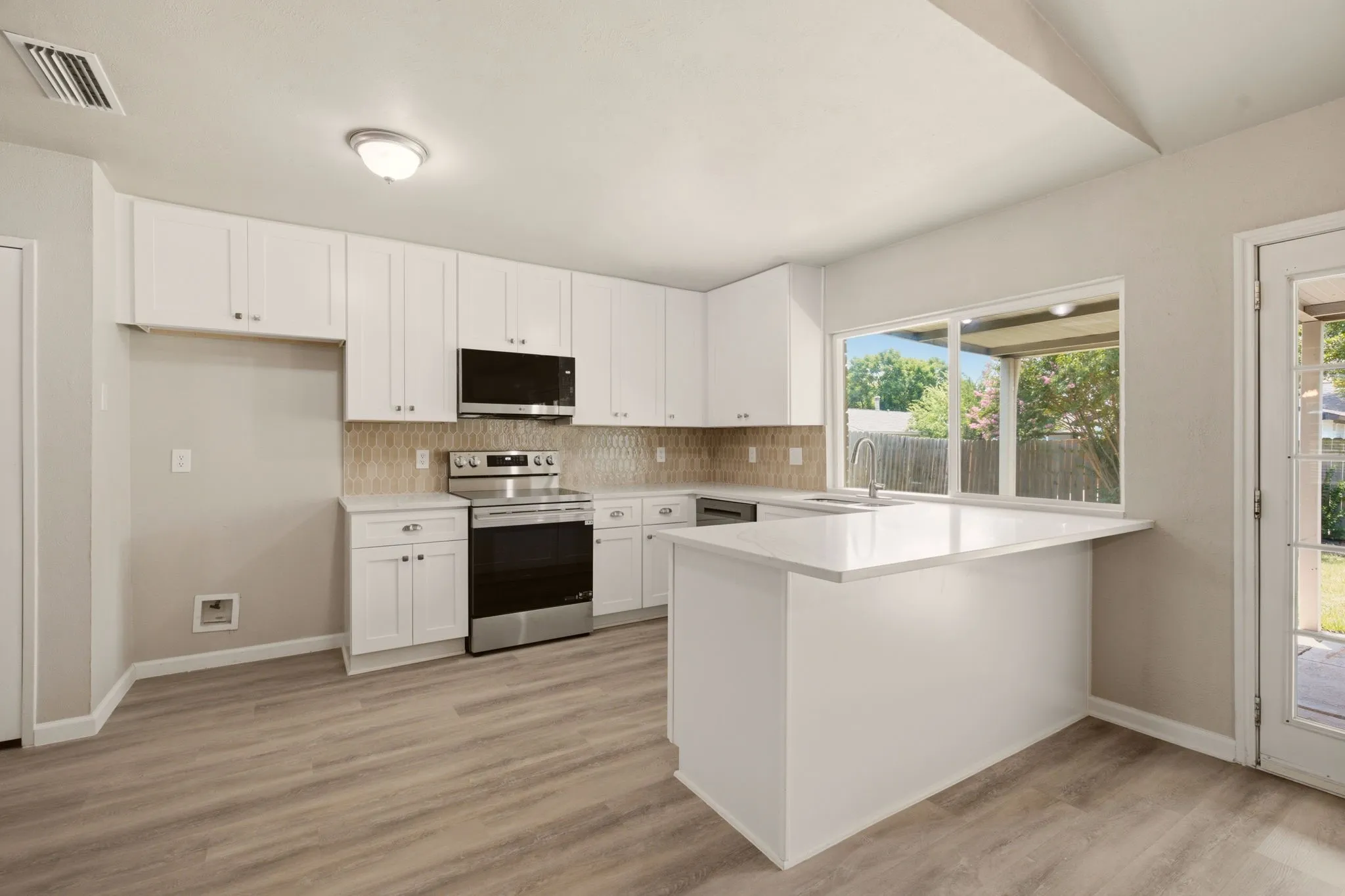 Single Family Residence For Rent in Collin County , 1616 Stockton Trail, Plano, Texas 75023, 4 Bedroom, 2 Bathroom, 2 Garage spaces, 1,783 Sqft, built in 1978, mls#21353052, Real Estate Agent in Plano, Homes For Rent in Collin county, Homes For Rent in Plano, Realtor in Plano Texas, Real Estate Brokerage Independent Realty Texas, Luminita Cordes Realtor