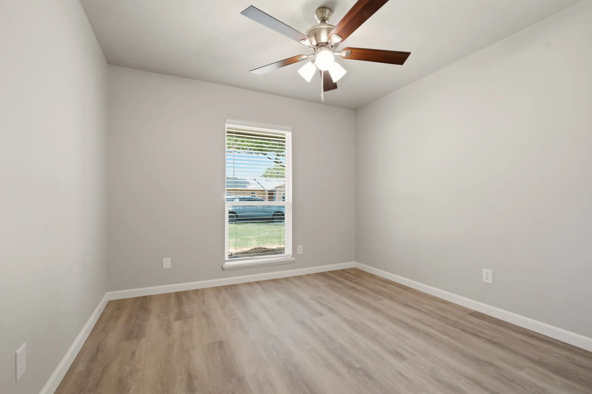 Single Family Residence For Rent in Collin County , 1616 Stockton Trail, Plano, Texas 75023, 4 Bedroom, 2 Bathroom, 2 Garage spaces, 1,783 Sqft, built in 1978, mls#21353052, Real Estate Agent in Plano, Homes For Rent in Collin county, Homes For Rent in Plano, Realtor in Plano Texas, Real Estate Brokerage Independent Realty Texas, Luminita Cordes Realtor