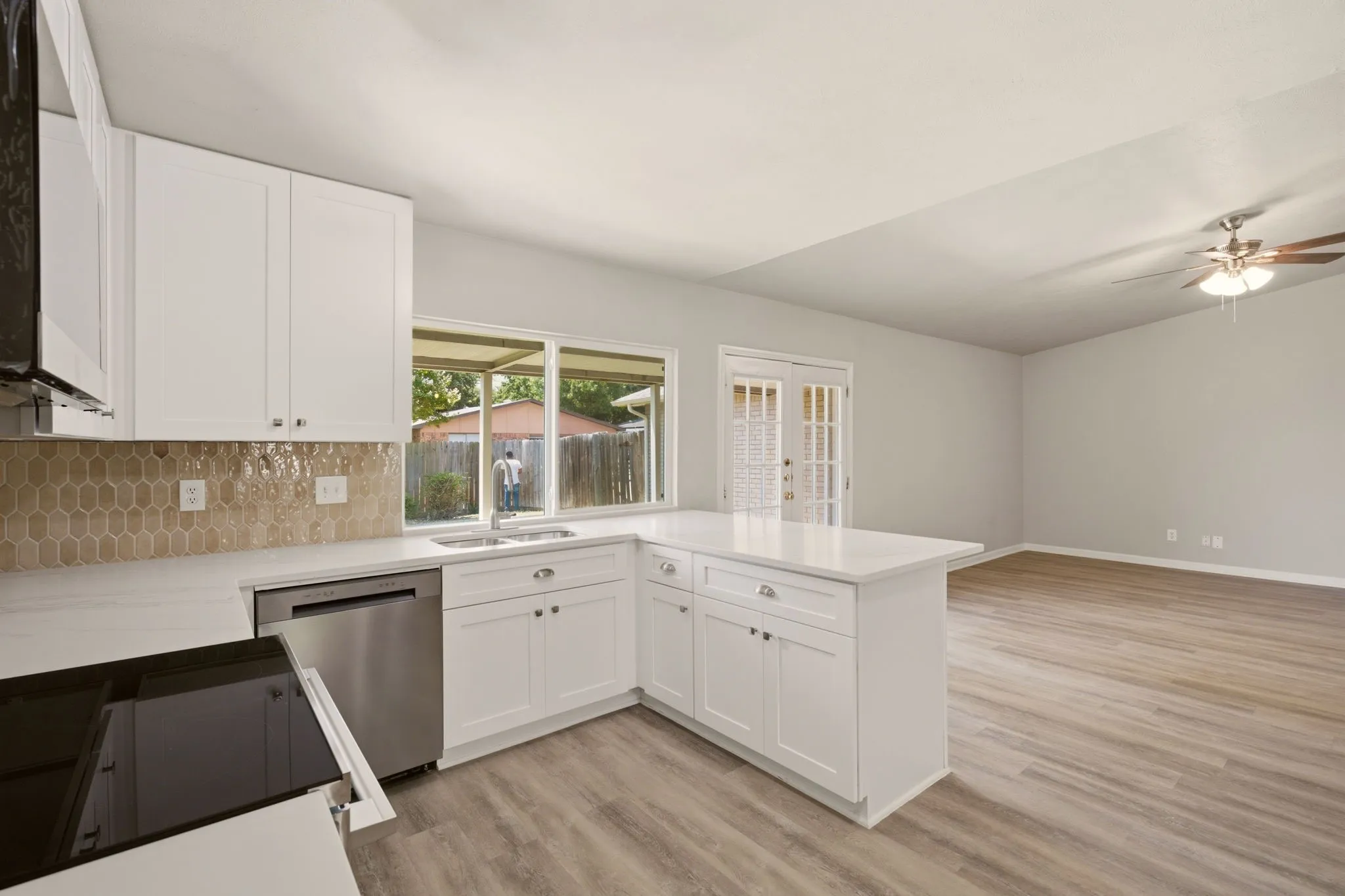 Single Family Residence For Rent in Collin County , 1616 Stockton Trail, Plano, Texas 75023, 4 Bedroom, 2 Bathroom, 2 Garage spaces, 1,783 Sqft, built in 1978, mls#21353052, Real Estate Agent in Plano, Homes For Rent in Collin county, Homes For Rent in Plano, Realtor in Plano Texas, Real Estate Brokerage Independent Realty Texas, Luminita Cordes Realtor
