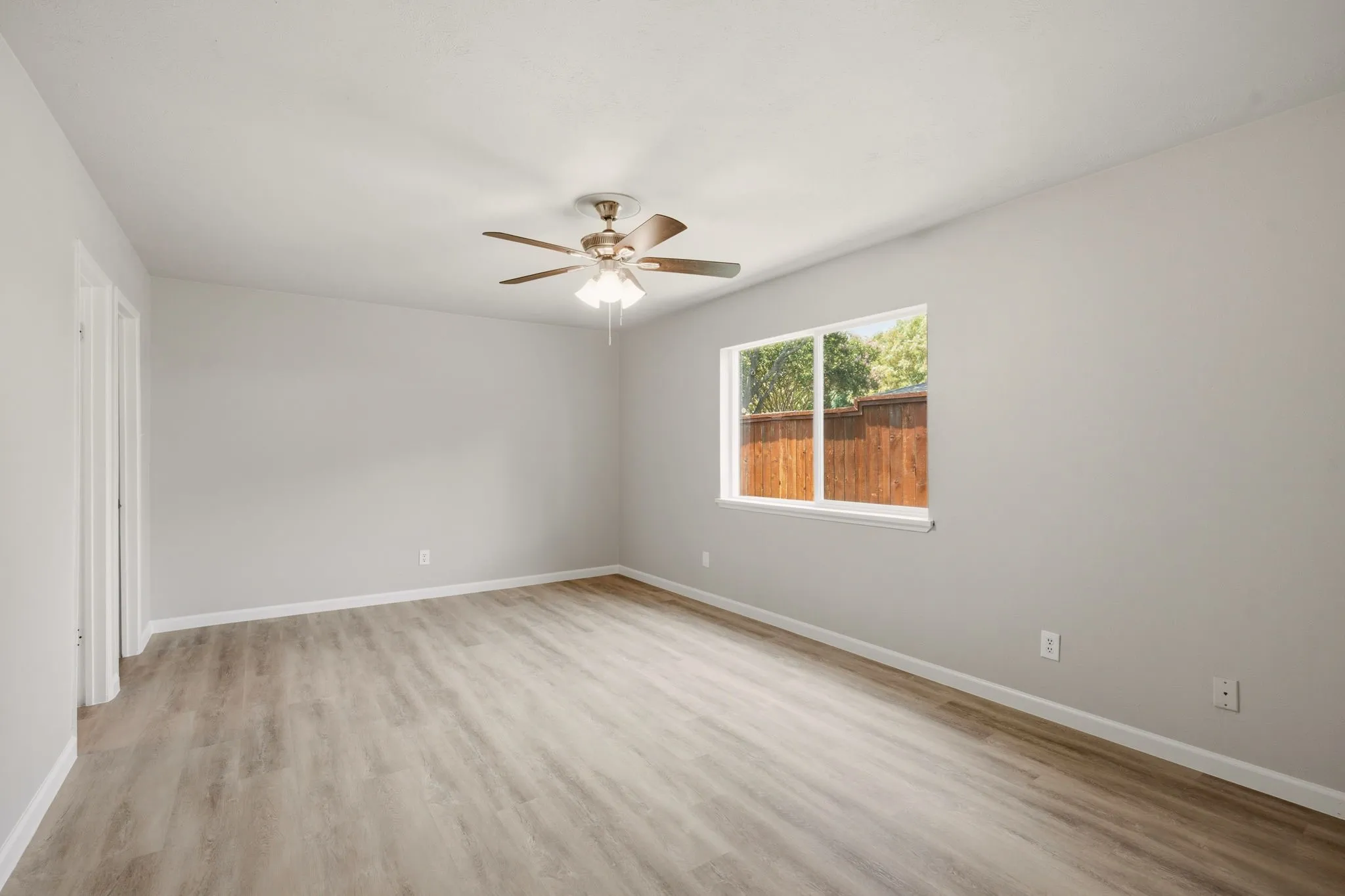 Single Family Residence For Rent in Collin County , 1616 Stockton Trail, Plano, Texas 75023, 4 Bedroom, 2 Bathroom, 2 Garage spaces, 1,783 Sqft, built in 1978, mls#21353052, Real Estate Agent in Plano, Homes For Rent in Collin county, Homes For Rent in Plano, Realtor in Plano Texas, Real Estate Brokerage Independent Realty Texas, Luminita Cordes Realtor