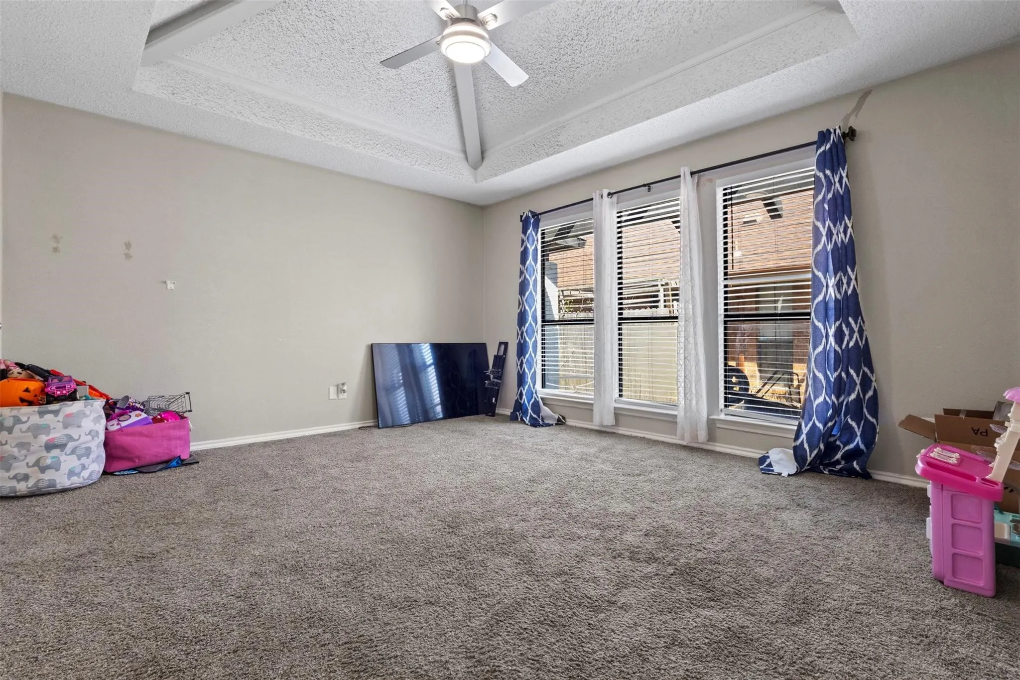Single Family Residence For Sale in Denton County , 1507 Sugar Creek Drive, Carrollton, Texas 75007, 4 Bedrooms, 3 Bathrooms, 2 Garage spaces, 2,336 Sqft, built in 1983, Price $429,000, mls#21352889, Real Estate Agent in Carrollton, Homes For Sale in Denton county, Homes For Sale in Carrollton, Realtor in Carrollton Texas, Real Estate Brokerage Independent Realty Texas, Luminita Cordes Realtor
