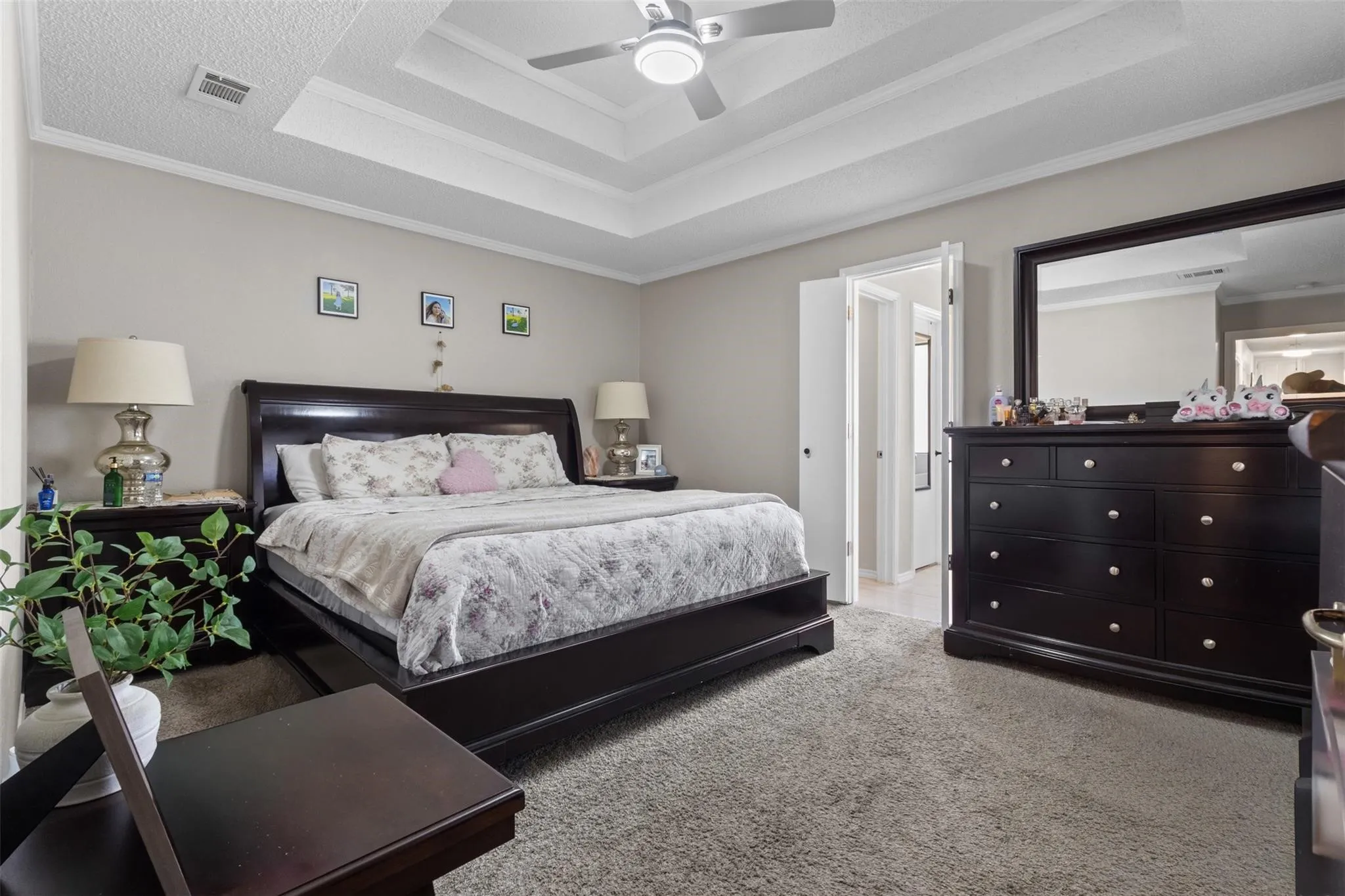 Single Family Residence For Sale in Denton County , 1507 Sugar Creek Drive, Carrollton, Texas 75007, 4 Bedrooms, 3 Bathrooms, 2 Garage spaces, 2,336 Sqft, built in 1983, Price $429,000, mls#21352889, Real Estate Agent in Carrollton, Homes For Sale in Denton county, Homes For Sale in Carrollton, Realtor in Carrollton Texas, Real Estate Brokerage Independent Realty Texas, Luminita Cordes Realtor