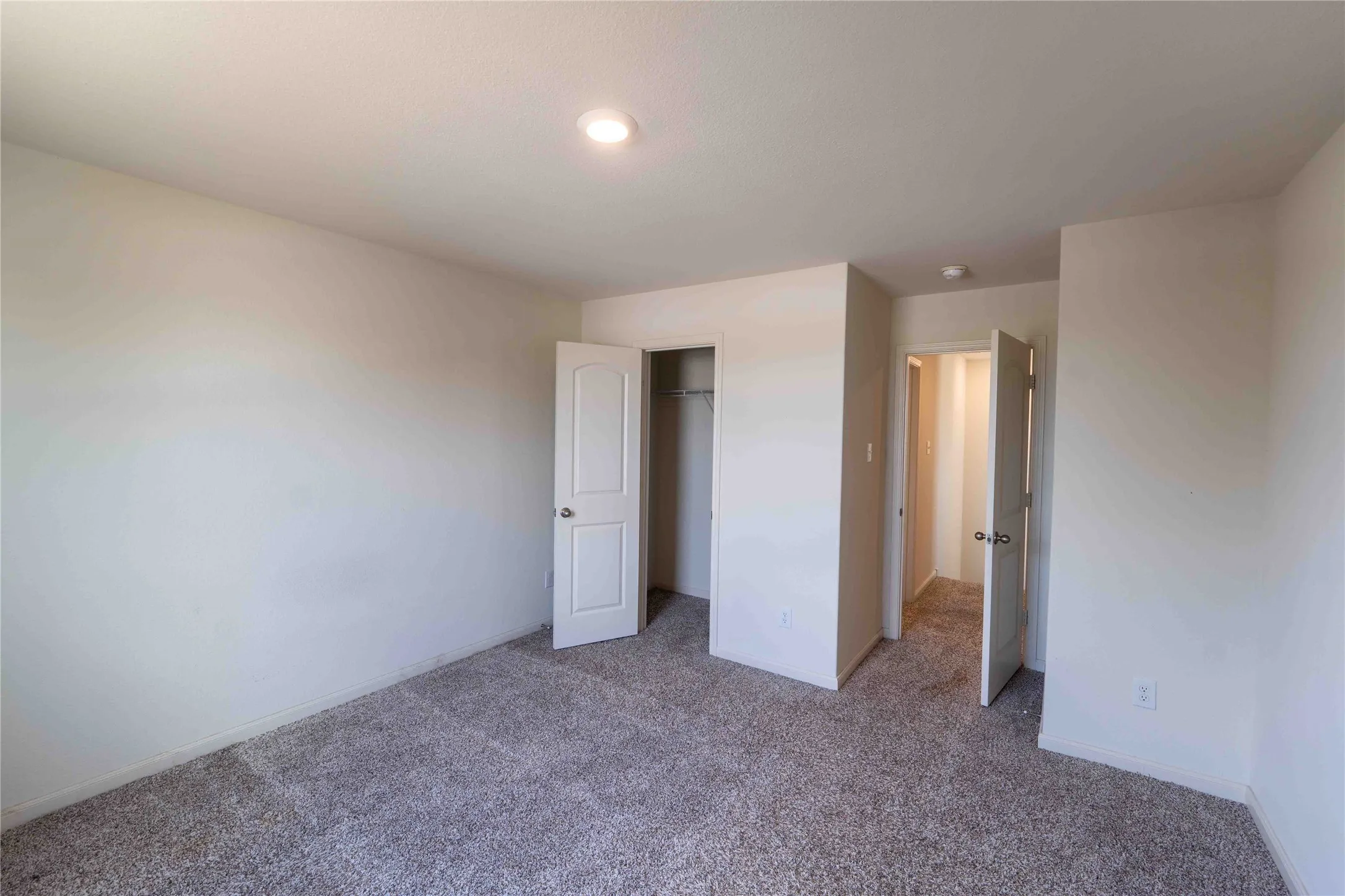 Single Family Residence For Sale in Denton County , 2014 Pondera Street, Ponder, Texas 76259, 4 Bedroom, 3 Bathroom, 2 Garage spaces, 2,054 Sqft, built in 2023, mls#21353082, Real Estate Agent in Ponder, Homes For Sale in Denton county, Homes For Sale in Ponder, Realtor in Ponder Texas, Real Estate Brokerage Independent Realty Texas, Luminita Cordes Realtor