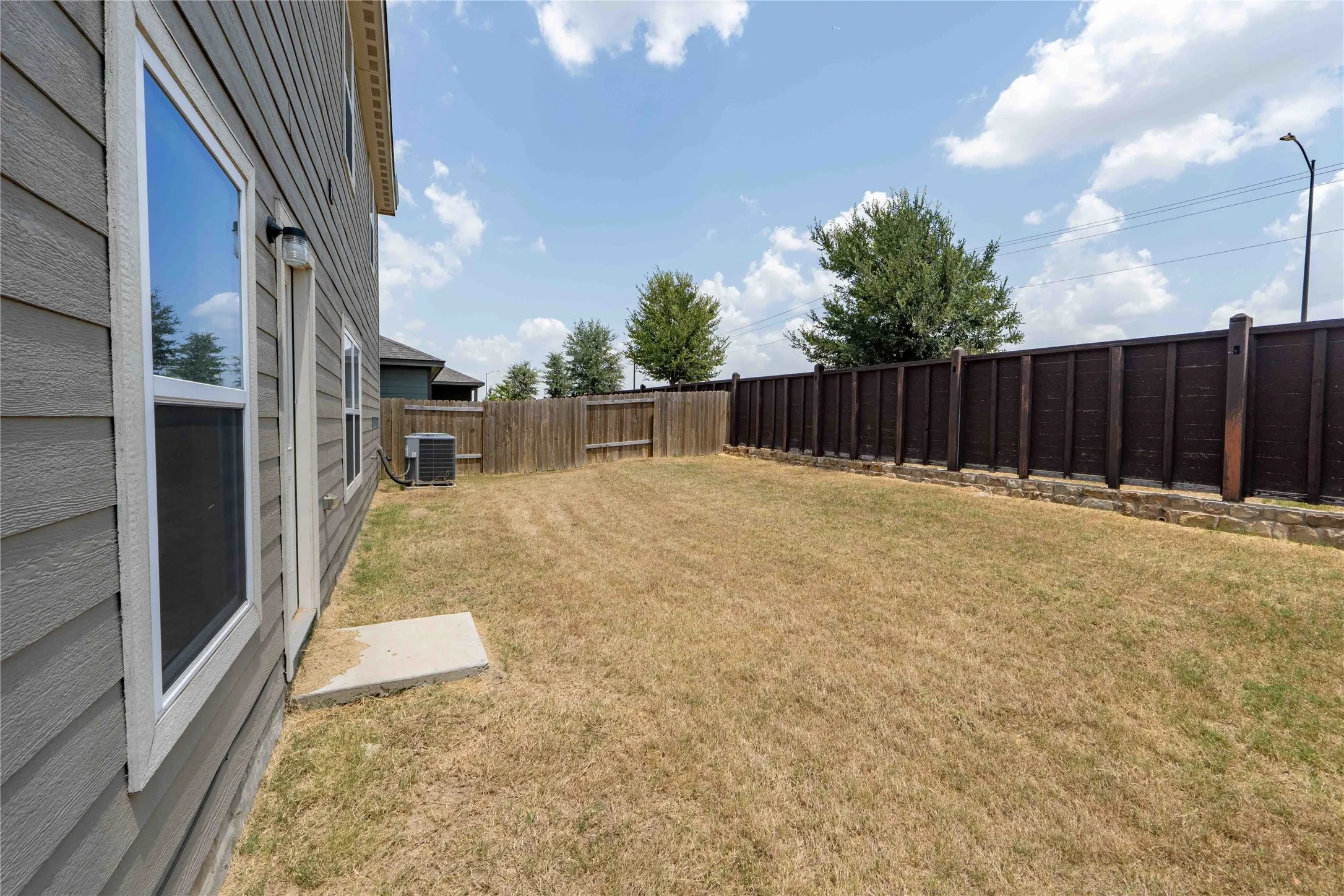 Single Family Residence For Sale in Denton County , 2014 Pondera Street, Ponder, Texas 76259, 4 Bedroom, 3 Bathroom, 2 Garage spaces, 2,054 Sqft, built in 2023, mls#21353082, Real Estate Agent in Ponder, Homes For Sale in Denton county, Homes For Sale in Ponder, Realtor in Ponder Texas, Real Estate Brokerage Independent Realty Texas, Luminita Cordes Realtor