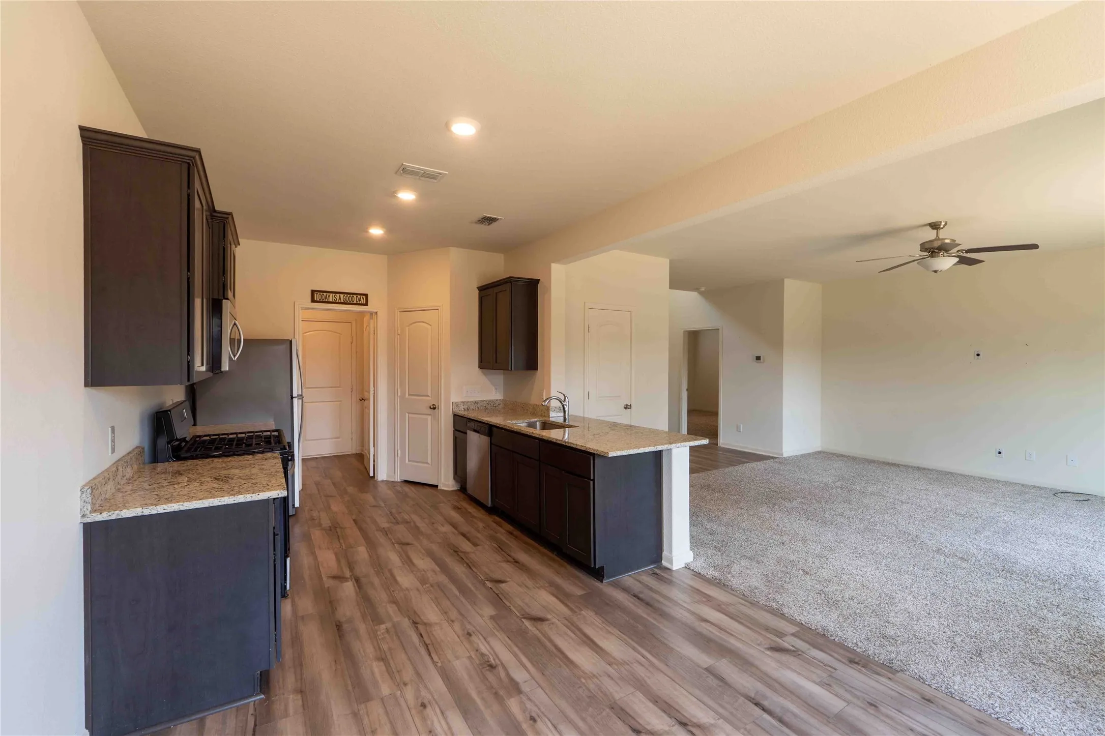 Single Family Residence For Sale in Denton County , 2014 Pondera Street, Ponder, Texas 76259, 4 Bedroom, 3 Bathroom, 2 Garage spaces, 2,054 Sqft, built in 2023, mls#21353082, Real Estate Agent in Ponder, Homes For Sale in Denton county, Homes For Sale in Ponder, Realtor in Ponder Texas, Real Estate Brokerage Independent Realty Texas, Luminita Cordes Realtor