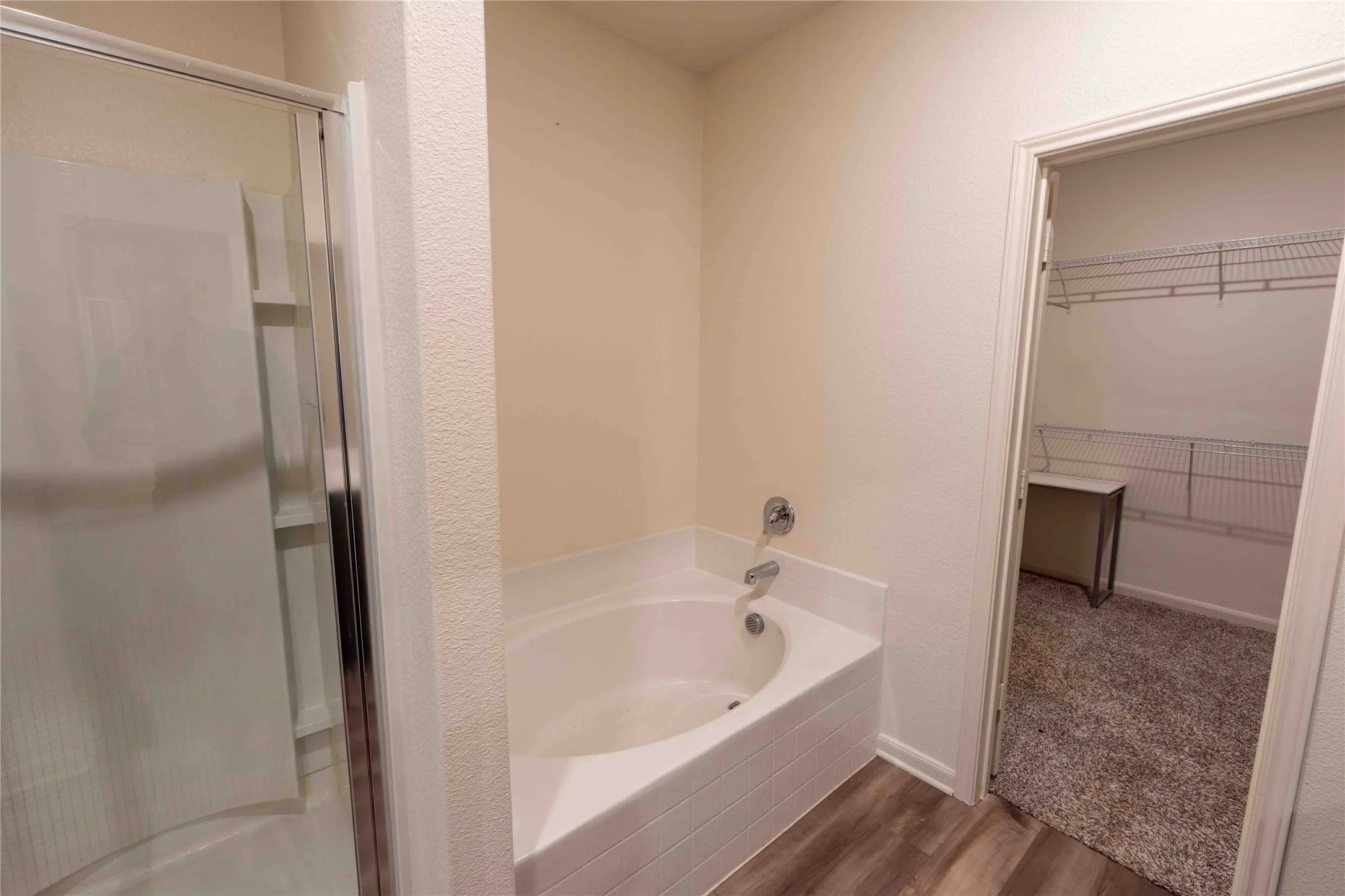 Single Family Residence For Sale in Denton County , 2014 Pondera Street, Ponder, Texas 76259, 4 Bedroom, 3 Bathroom, 2 Garage spaces, 2,054 Sqft, built in 2023, mls#21353082, Real Estate Agent in Ponder, Homes For Sale in Denton county, Homes For Sale in Ponder, Realtor in Ponder Texas, Real Estate Brokerage Independent Realty Texas, Luminita Cordes Realtor