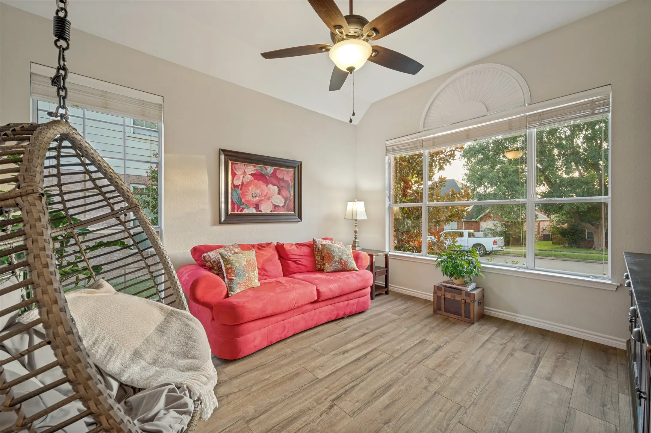Single Family Residence For Sale in Collin County , 7208 Sonoma Valley Drive, Frisco, Texas 75035, 3 Bedroom, 2 Bathroom, 2 Garage spaces, 2,222 Sqft, built in 1992, mls#21346344, Real Estate Agent in Frisco, Homes For Sale in Collin county, Homes For Sale in Frisco, Realtor in Frisco Texas, Real Estate Brokerage Independent Realty Texas, Luminita Cordes Realtor