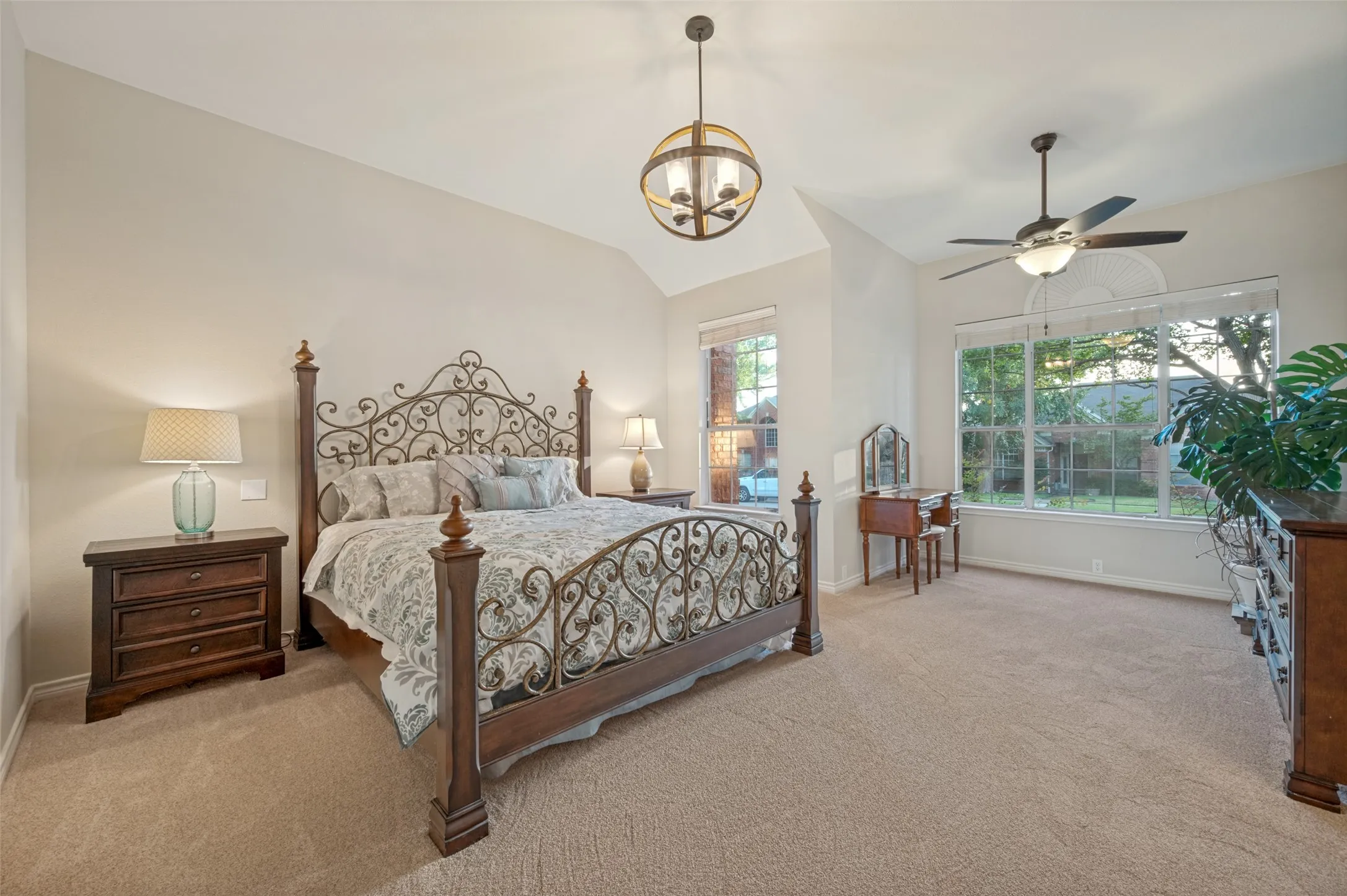 Single Family Residence For Sale in Collin County , 7208 Sonoma Valley Drive, Frisco, Texas 75035, 3 Bedroom, 2 Bathroom, 2 Garage spaces, 2,222 Sqft, built in 1992, mls#21346344, Real Estate Agent in Frisco, Homes For Sale in Collin county, Homes For Sale in Frisco, Realtor in Frisco Texas, Real Estate Brokerage Independent Realty Texas, Luminita Cordes Realtor