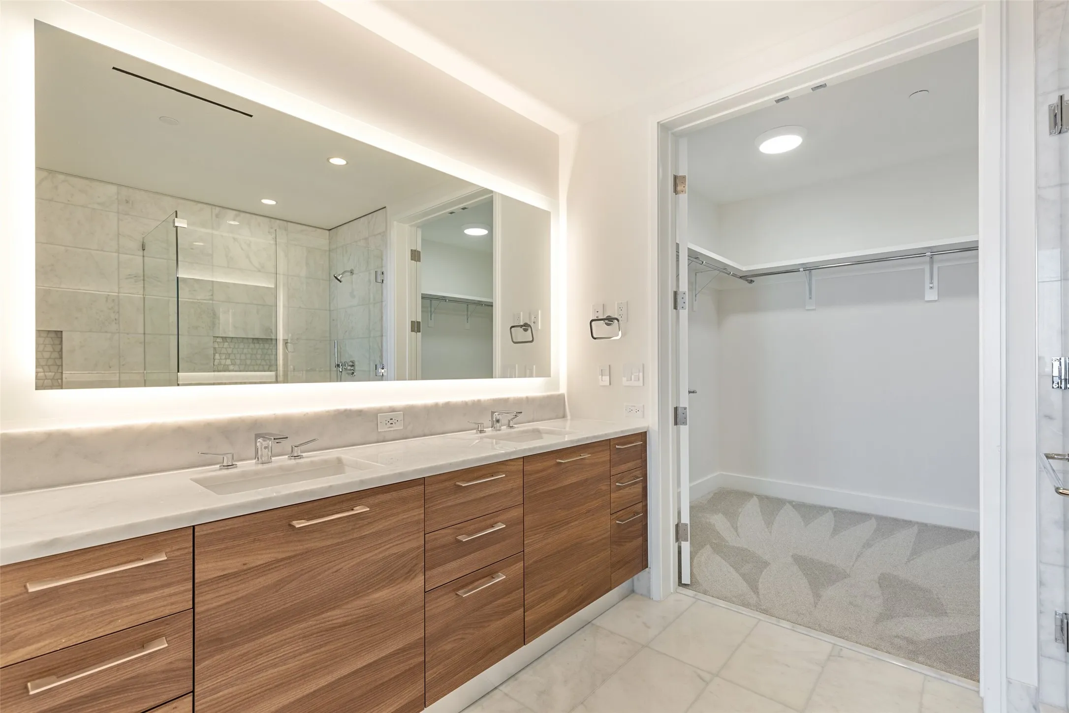 Townhouse For Rent in Collin County , 7901 Windrose 902, Plano, Texas 75024, 2 Bedroom, 3 Bathroom, 2 Garage spaces, 1,860 Sqft, built in 2019, mls#21350395, Real Estate Agent in Plano, Homes For Rent in Collin county, Homes For Rent in Plano, Realtor in Plano Texas, Real Estate Brokerage Independent Realty Texas, Luminita Cordes Realtor