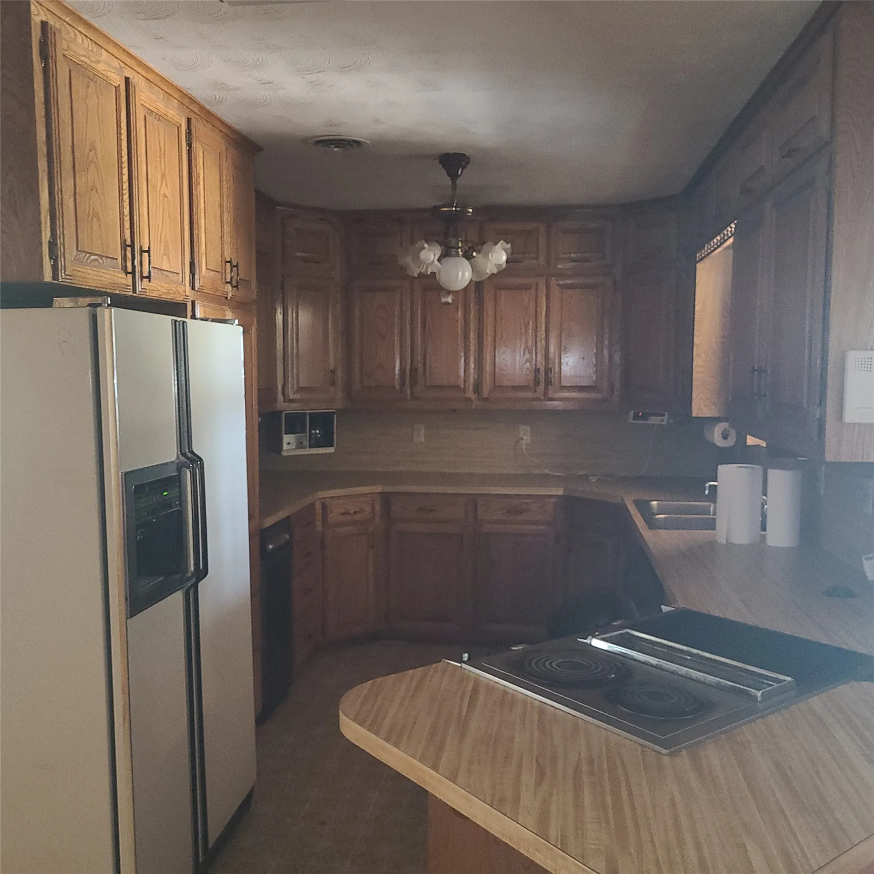 Single Family Residence For Sale in Hunt County , 50010 Del Ra Drive, Greenville, Texas 75402, 3 Bedroom, 2 Bathroom, 2 Garage spaces, 1,414 Sqft, built in 1965, mls#21353095, Real Estate Agent in Greenville, Homes For Sale in Hunt county, Homes For Sale in Greenville, Realtor in Greenville Texas, Real Estate Brokerage Independent Realty Texas, Luminita Cordes Realtor
