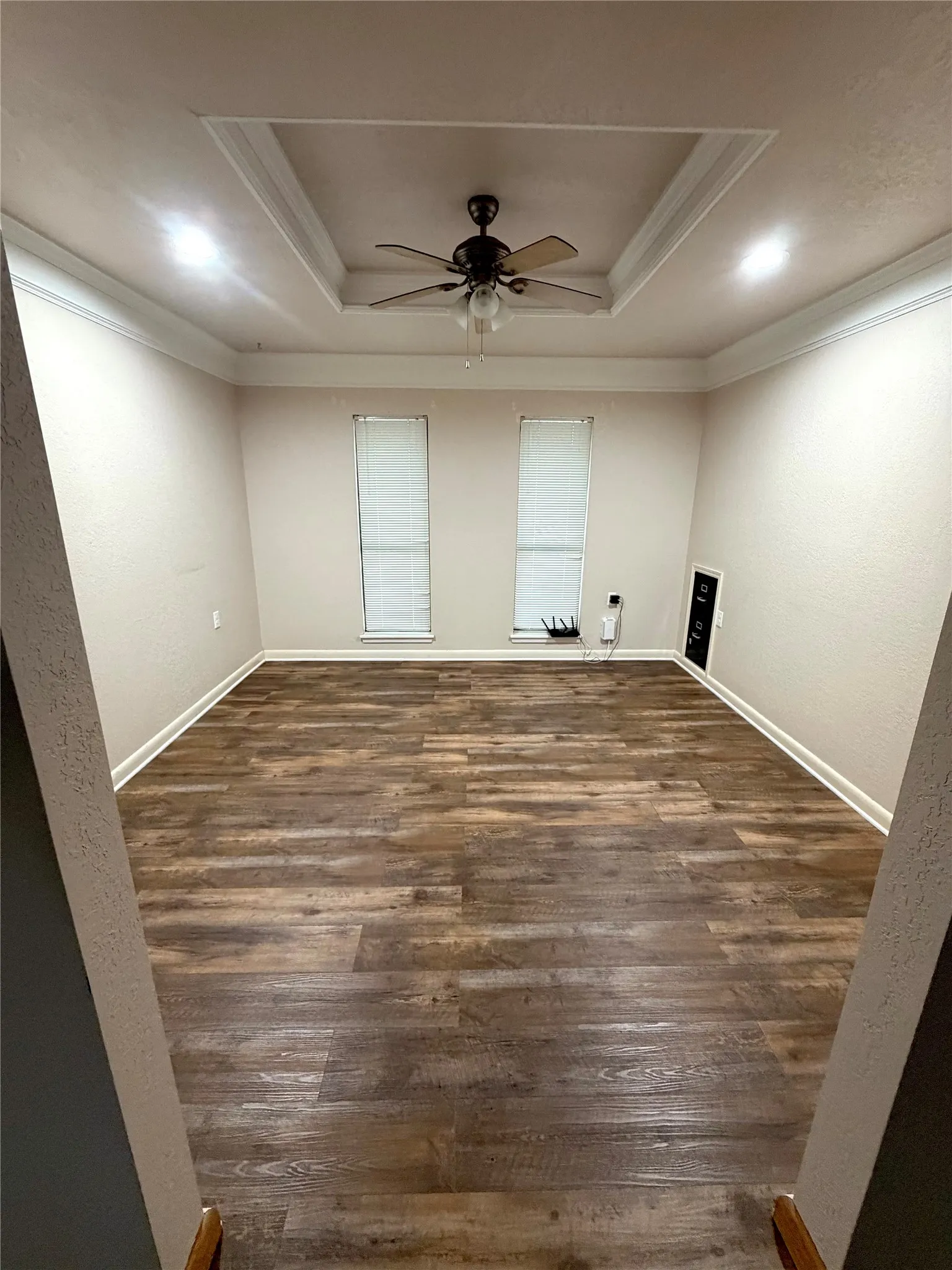 Single Family Residence For Sale in Montague County , 517 E Locust Street, Nocona, Texas 76255, 3 Bedroom, 2 Bathroom, 2 Garage spaces, 2,088 Sqft, built in 1984, mls#21353102, Real Estate Agent in Nocona, Homes For Sale in Montague county, Homes For Sale in Nocona, Realtor in Nocona Texas, Real Estate Brokerage Independent Realty Texas, Luminita Cordes Realtor