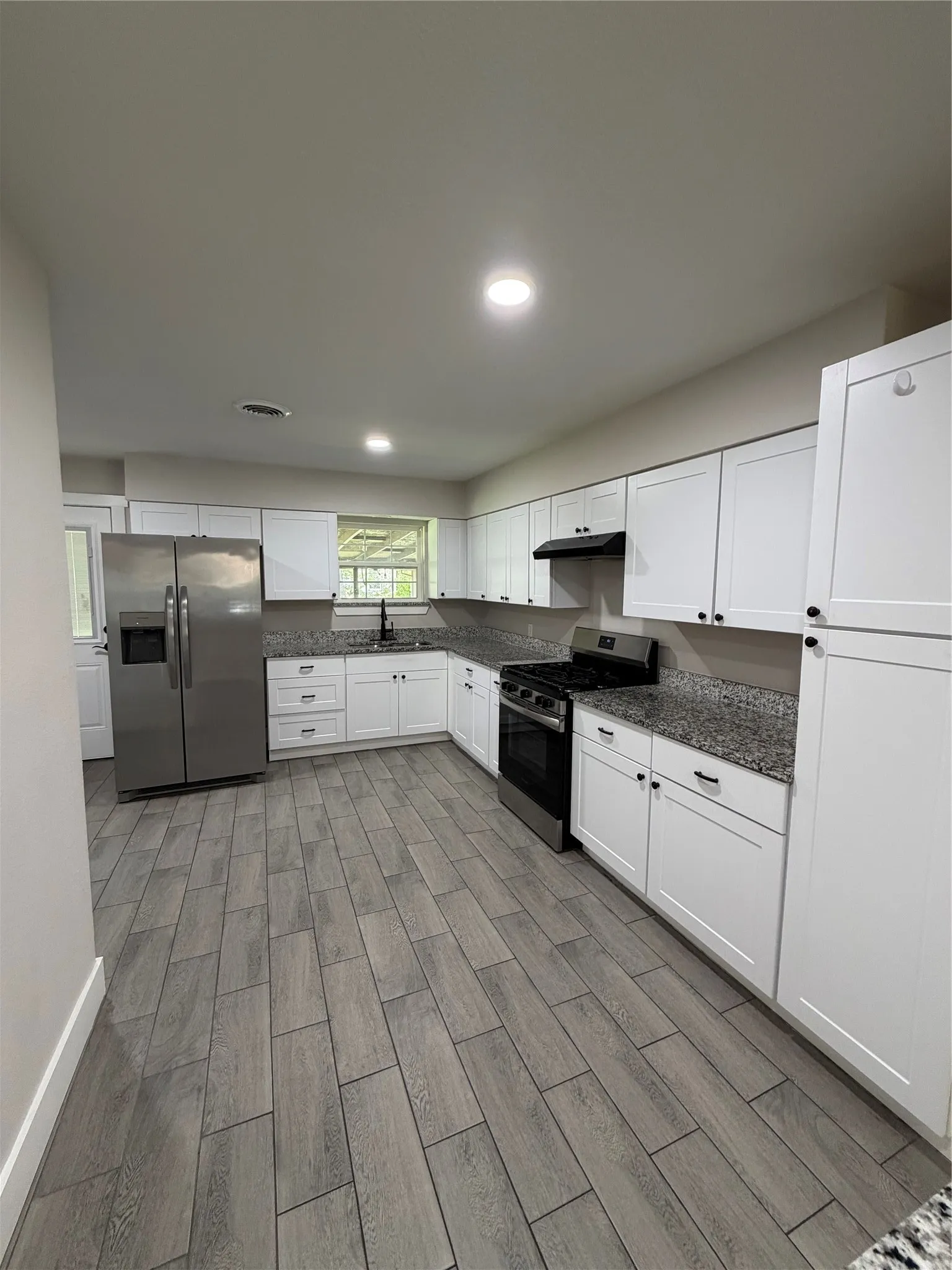 Single Family Residence For Rent in Dallas County , 7825 Dugan Street, Dallas, Texas 75217, 3 Bedroom, 2 Bathroom, 1 Garage spaces, 1,444 Sqft, built in 1956, Price $1,895, mls#21353105, Real Estate Agent in Dallas, Homes For Rent in Dallas county, Homes For Rent in Dallas, Realtor in Dallas Texas, Real Estate Brokerage Independent Realty Texas, Luminita Cordes Realtor