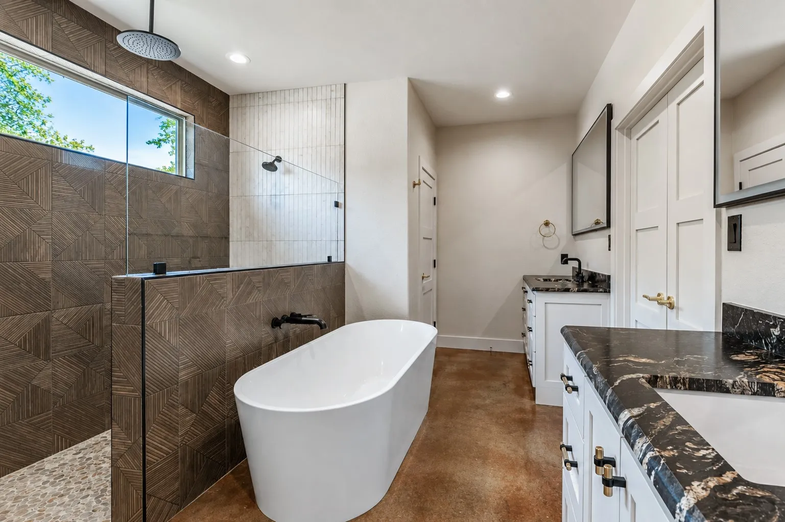Single Family Residence For Sale in Smith County , 12265 Madison Crossing, Bullard, Texas 75757, 4 Bedrooms, 3 Bathrooms, 2 Garage spaces, 2,515 Sqft, built in 2025, Price $599,900, mls#21350169, Real Estate Agent in Bullard, Homes For Sale in Smith county, Homes For Sale in Bullard, Realtor in Bullard Texas, Real Estate Brokerage Independent Realty Texas, Luminita Cordes Realtor