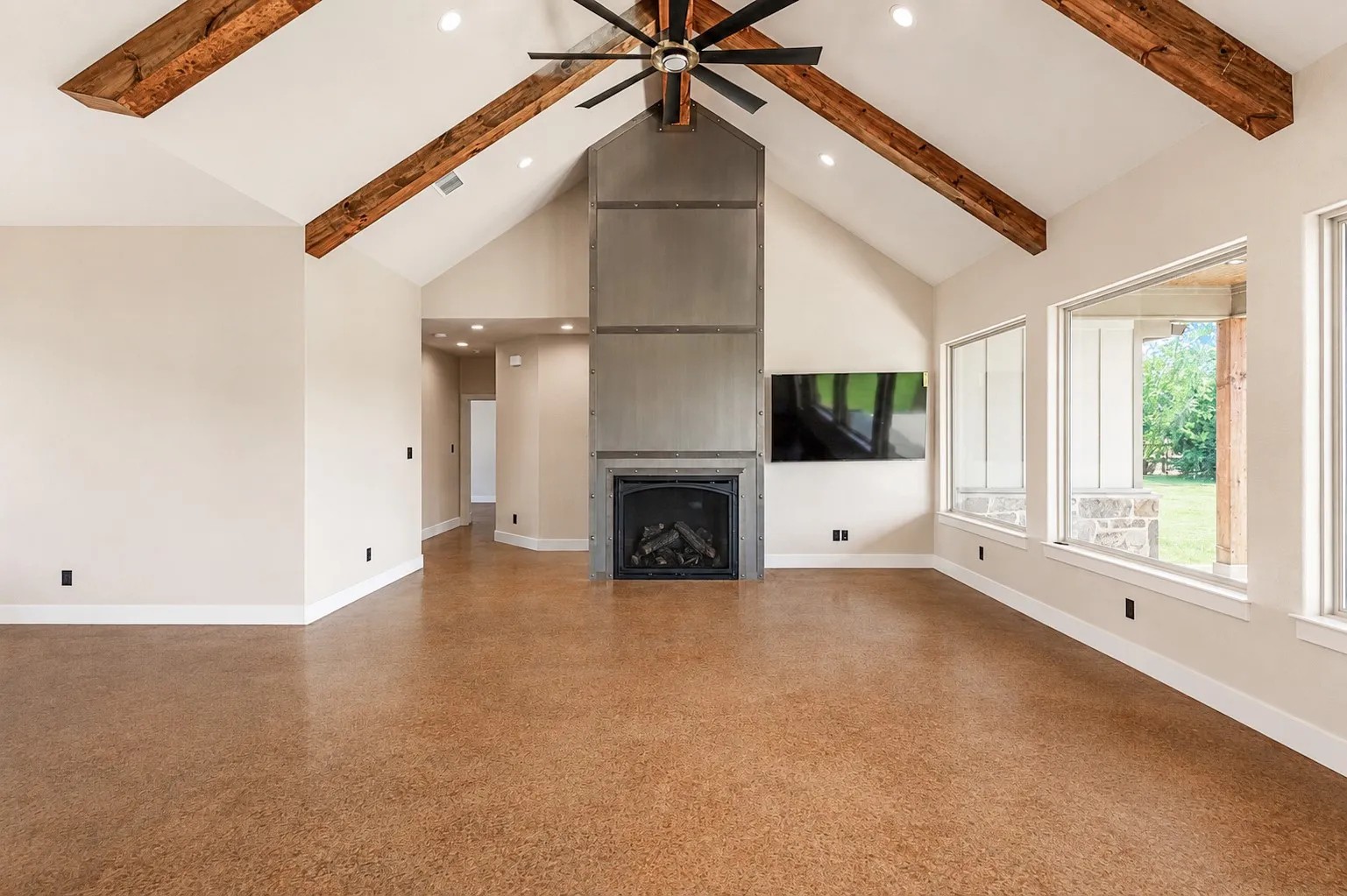 Single Family Residence For Sale in Smith County , 12265 Madison Crossing, Bullard, Texas 75757, 4 Bedrooms, 3 Bathrooms, 2 Garage spaces, 2,515 Sqft, built in 2025, Price $599,900, mls#21350169, Real Estate Agent in Bullard, Homes For Sale in Smith county, Homes For Sale in Bullard, Realtor in Bullard Texas, Real Estate Brokerage Independent Realty Texas, Luminita Cordes Realtor