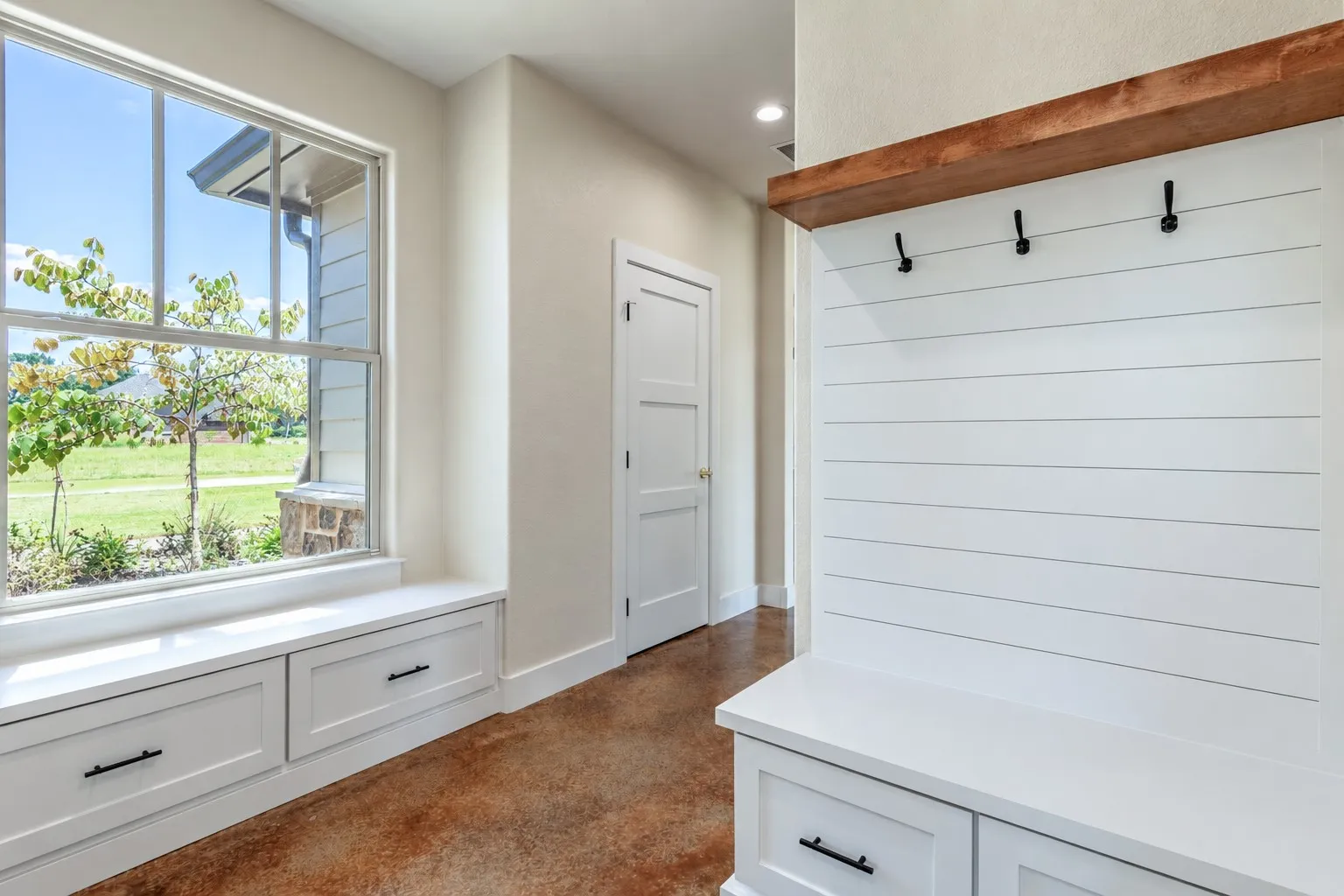 Single Family Residence For Sale in Smith County , 12265 Madison Crossing, Bullard, Texas 75757, 4 Bedrooms, 3 Bathrooms, 2 Garage spaces, 2,515 Sqft, built in 2025, Price $599,900, mls#21350169, Real Estate Agent in Bullard, Homes For Sale in Smith county, Homes For Sale in Bullard, Realtor in Bullard Texas, Real Estate Brokerage Independent Realty Texas, Luminita Cordes Realtor
