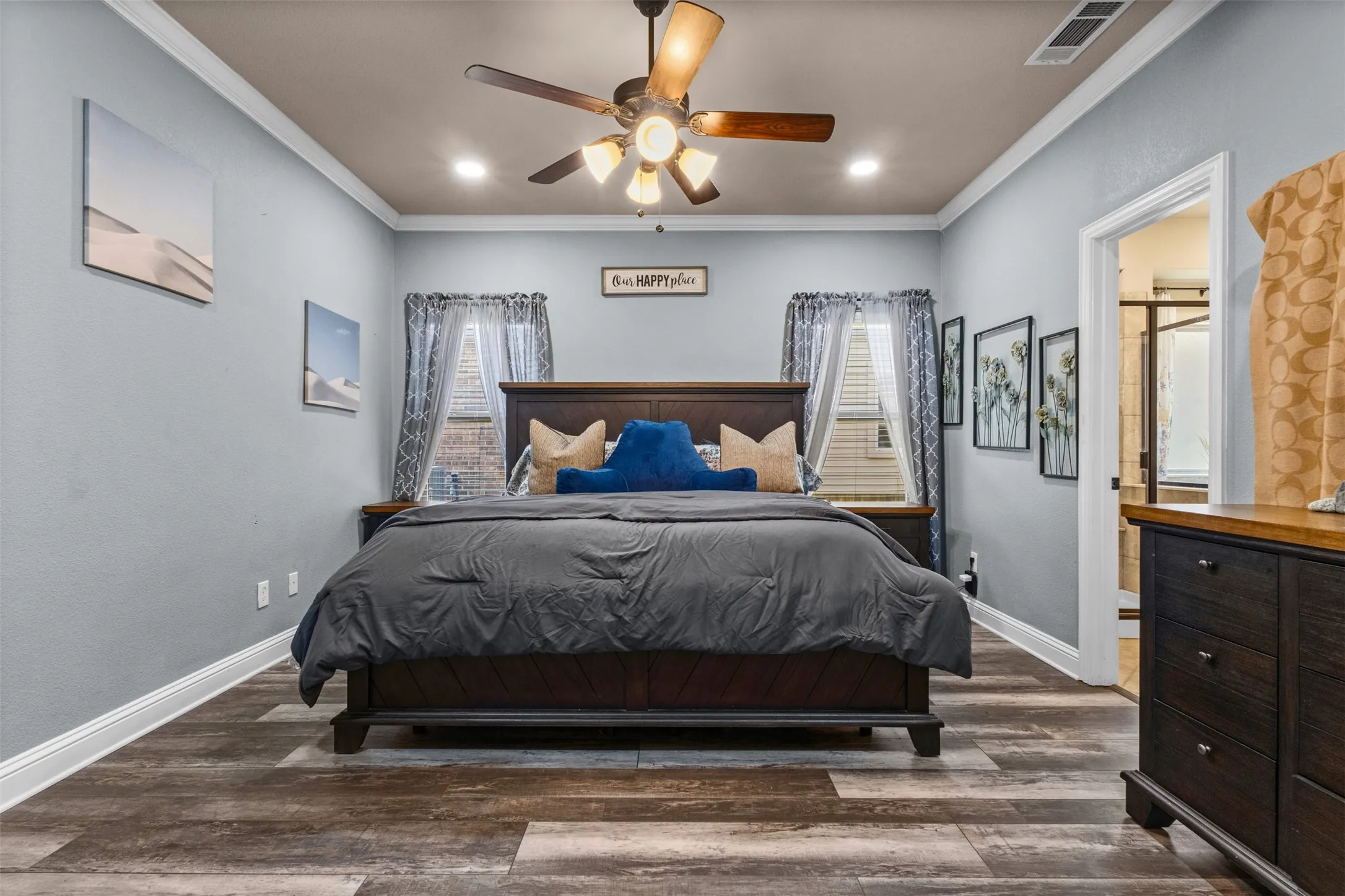 Single Family Residence For Sale in Ellis County , 205 Melody Way, Red Oak, Texas 75154, 4 Bedroom, 2 Bathroom, 2 Garage spaces, 2,010 Sqft, built in 2018, mls#21350496, Real Estate Agent in Red Oak, Homes For Sale in Ellis county, Homes For Sale in Red Oak, Realtor in Red Oak Texas, Real Estate Brokerage Independent Realty Texas, Luminita Cordes Realtor