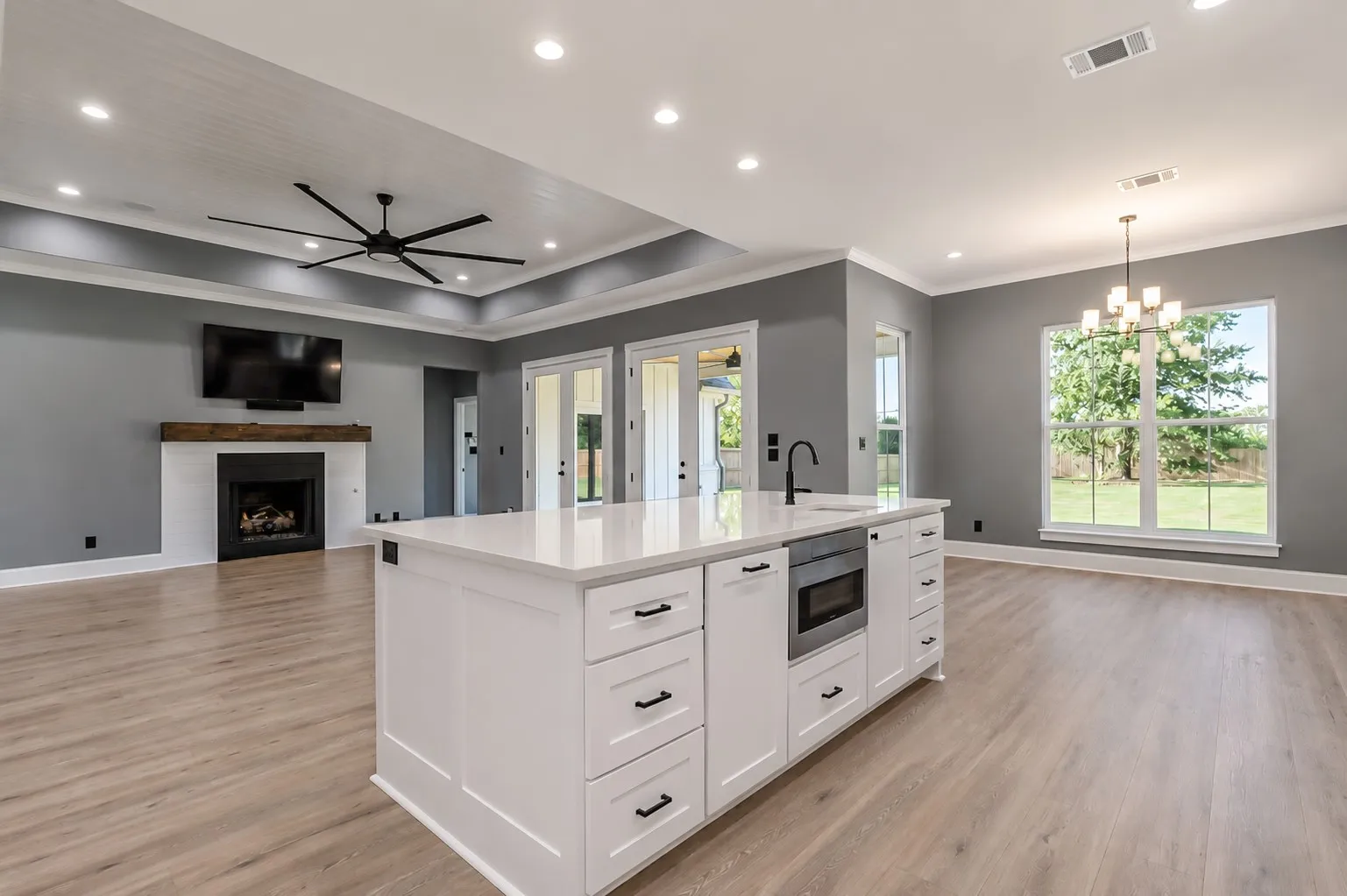 Single Family Residence For Sale in Smith County , 12241 Madison Crossing, Bullard, Texas 75757, 4 Bedrooms, 4 Bathrooms, 2 Garage spaces, 2,622 Sqft, built in 2025, Price $626,000, mls#21345600, Real Estate Agent in Bullard, Homes For Sale in Smith county, Homes For Sale in Bullard, Realtor in Bullard Texas, Real Estate Brokerage Independent Realty Texas, Luminita Cordes Realtor
