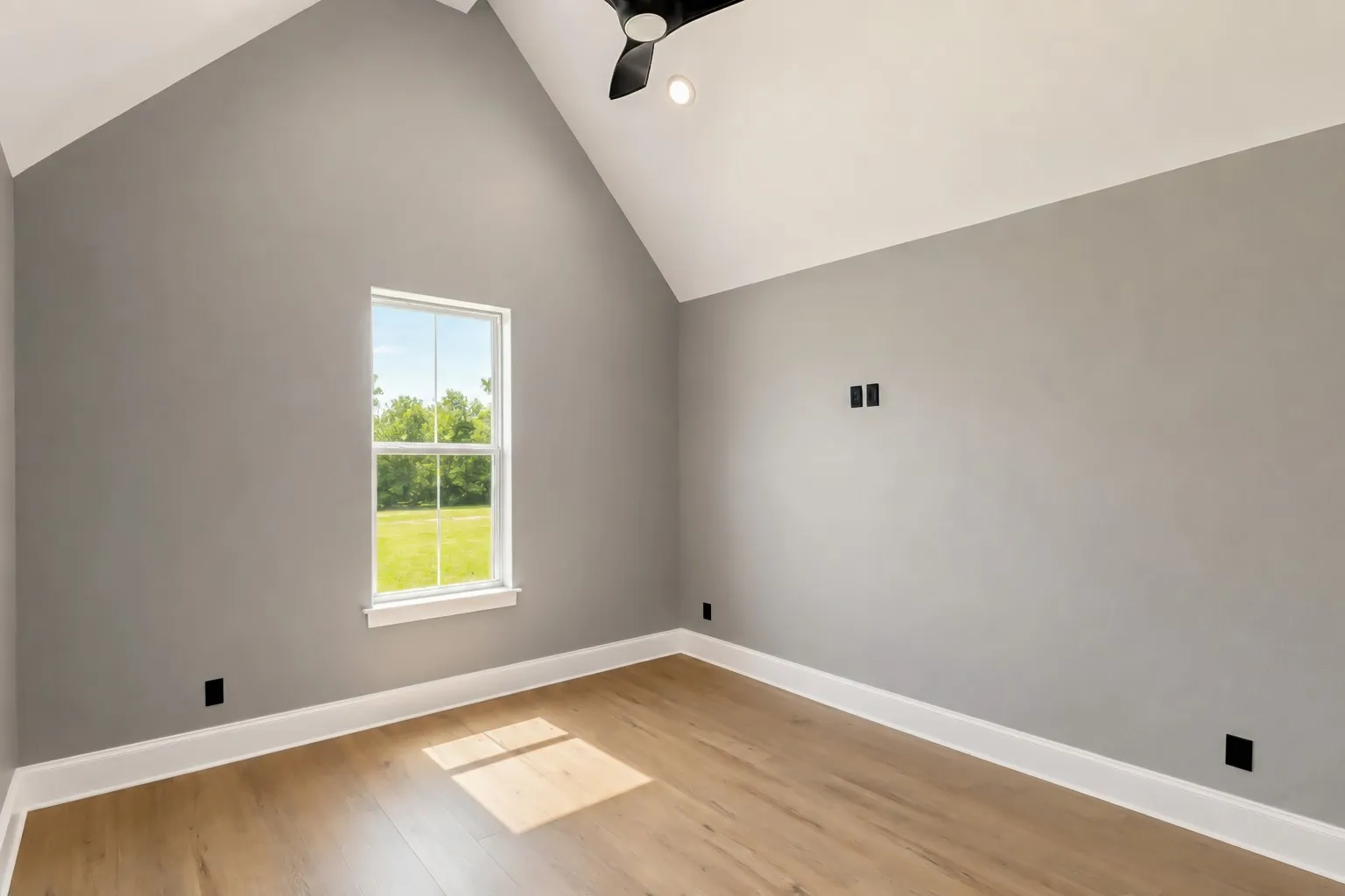 Single Family Residence For Sale in Smith County , 12241 Madison Crossing, Bullard, Texas 75757, 4 Bedrooms, 4 Bathrooms, 2 Garage spaces, 2,622 Sqft, built in 2025, Price $626,000, mls#21345600, Real Estate Agent in Bullard, Homes For Sale in Smith county, Homes For Sale in Bullard, Realtor in Bullard Texas, Real Estate Brokerage Independent Realty Texas, Luminita Cordes Realtor