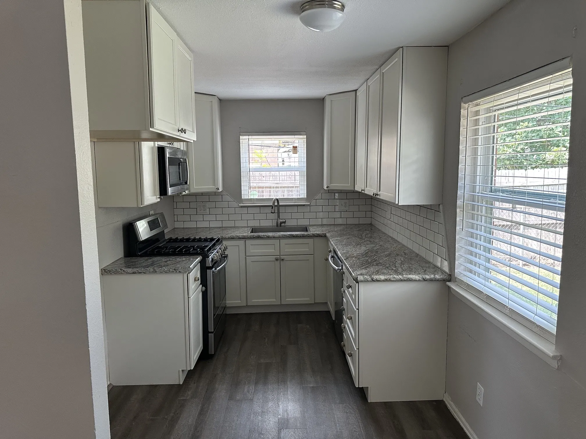 Single Family Residence For Rent in Dallas County , 3018 Gardenia Drive, Garland, Texas 75041, 3 Bedroom, 1 Bathroom, 1 Garage spaces, 1,092 Sqft, built in 1959, mls#21353115, Real Estate Agent in Garland, Homes For Rent in Dallas county, Homes For Rent in Garland, Realtor in Garland Texas, Real Estate Brokerage Independent Realty Texas, Luminita Cordes Realtor