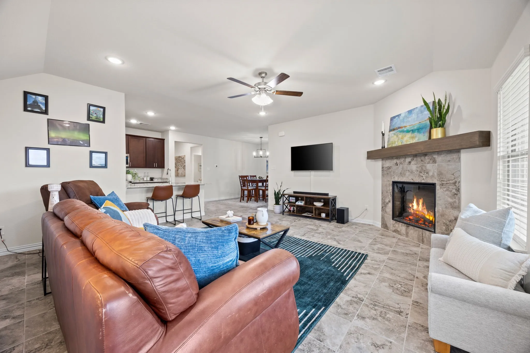 Single Family Residence For Sale in Hunt County , 3249 Glorioso Drive, Royse City, Texas 75189, 4 Bedroom, 3 Bathroom, 2 Garage spaces, 2,036 Sqft, built in 2023, mls#21353124, Real Estate Agent in Royse City, Homes For Sale in Hunt county, Homes For Sale in Royse City, Realtor in Royse City Texas, Real Estate Brokerage Independent Realty Texas, Luminita Cordes Realtor