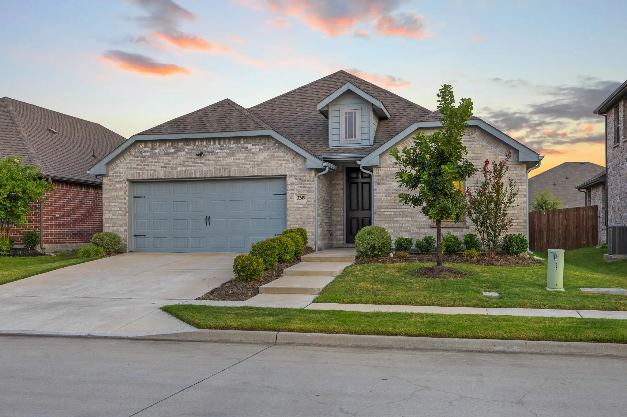 Single Family Residence For Sale in Hunt County , 3249 Glorioso Drive, Royse City, Texas 75189, 4 Bedroom, 3 Bathroom, 2 Garage spaces, 2,036 Sqft, built in 2023, mls#21353124, Real Estate Agent in Royse City, Homes For Sale in Hunt county, Homes For Sale in Royse City, Realtor in Royse City Texas, Real Estate Brokerage Independent Realty Texas, Luminita Cordes Realtor