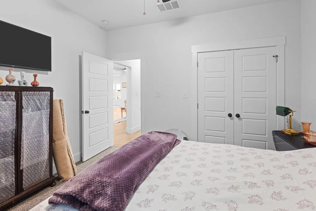 Single Family Residence For Sale in Grayson County , 201 W South Street, Whitesboro, Texas 76273, 3 Bedroom, 2 Bathroom, 2 Garage spaces, 1,618 Sqft, built in 2023, mls#21353108, Real Estate Agent in Whitesboro, Homes For Sale in Grayson county, Homes For Sale in Whitesboro, Realtor in Whitesboro Texas, Real Estate Brokerage Independent Realty Texas, Luminita Cordes Realtor