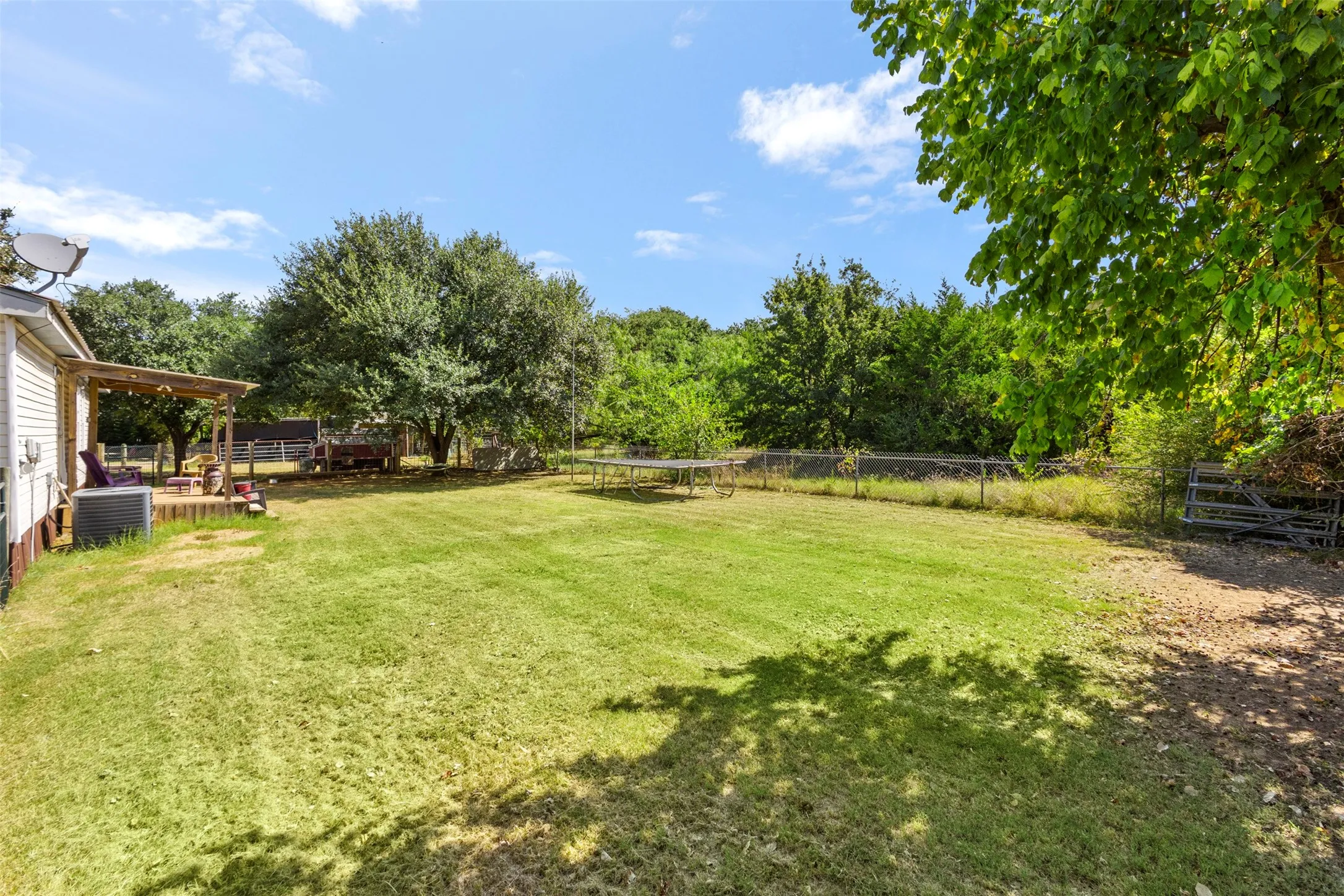 Mobile Home For Sale in Johnson County , 7821 Fm 3136, Alvarado, Texas 76009, 3 Bedroom, 2 Bathroom, Garage spaces, 1,420 Sqft, built in 1999, mls#21332661, Real Estate Agent in Alvarado, Homes For Sale in Johnson county, Homes For Sale in Alvarado, Realtor in Alvarado Texas, Real Estate Brokerage Independent Realty Texas, Luminita Cordes Realtor