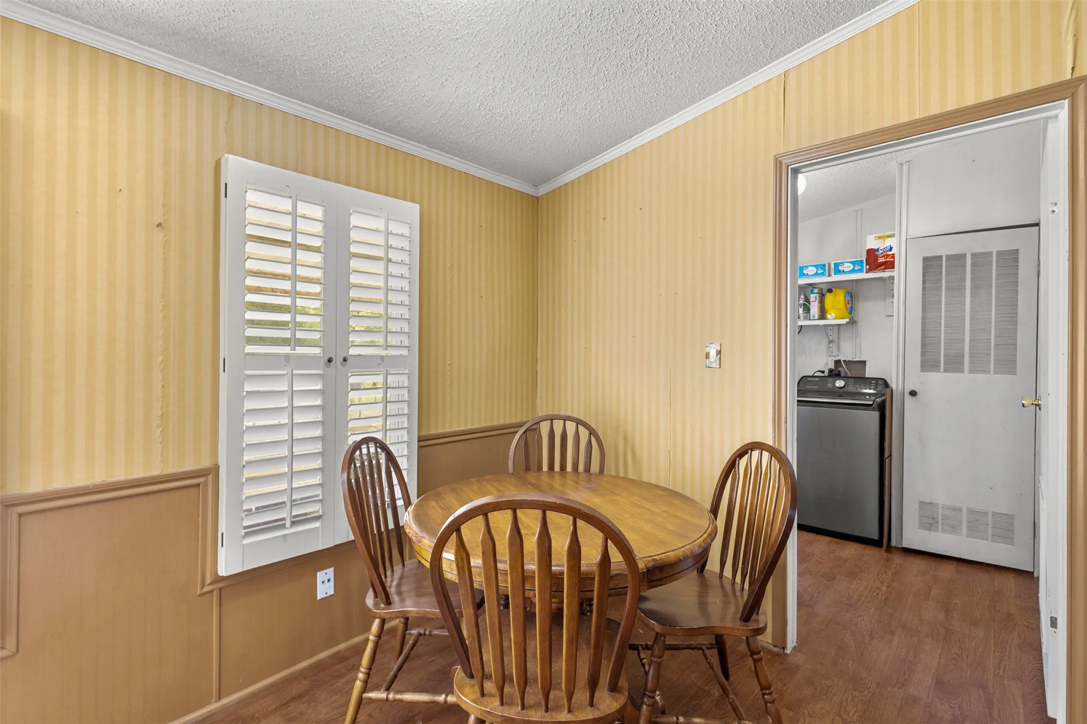 Mobile Home For Sale in Johnson County , 7821 Fm 3136, Alvarado, Texas 76009, 3 Bedroom, 2 Bathroom, Garage spaces, 1,420 Sqft, built in 1999, mls#21332661, Real Estate Agent in Alvarado, Homes For Sale in Johnson county, Homes For Sale in Alvarado, Realtor in Alvarado Texas, Real Estate Brokerage Independent Realty Texas, Luminita Cordes Realtor