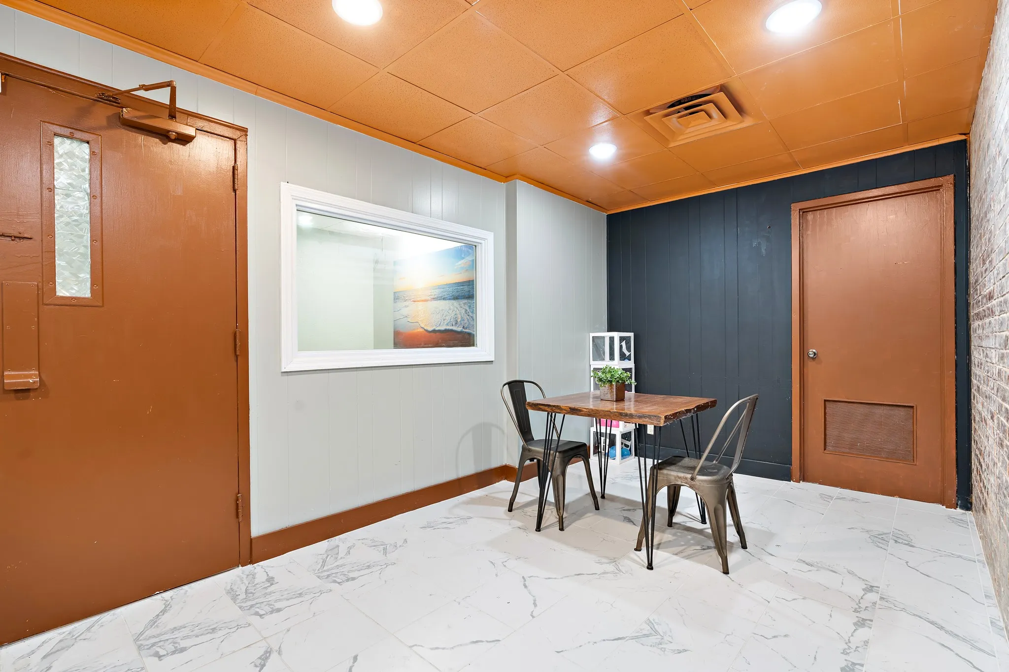 Business For Rent in Hill County , 200 N San Jacinto Street B, Whitney, Texas 76692, 0, 0, Garage spaces, 0 Sqft, built in 0, Price $1,500, mls#21351943, Real Estate Agent in Whitney, Homes For Rent in Hill county, Homes For Rent in Whitney, Realtor in Whitney Texas, Real Estate Brokerage Independent Realty Texas, Luminita Cordes Realtor