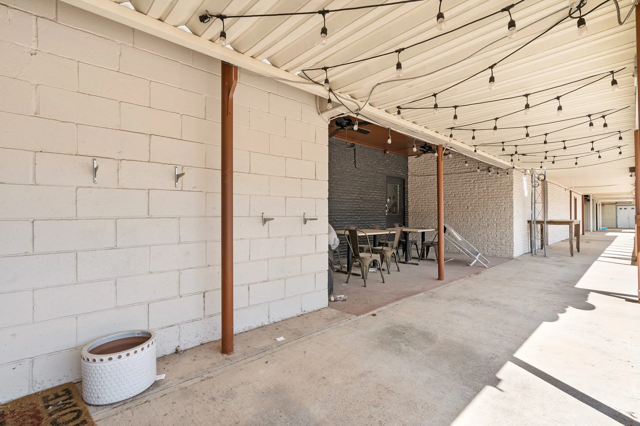 Business For Rent in Hill County , 200 N San Jacinto Street B, Whitney, Texas 76692, 0, 0, Garage spaces, 0 Sqft, built in 0, Price $1,500, mls#21351943, Real Estate Agent in Whitney, Homes For Rent in Hill county, Homes For Rent in Whitney, Realtor in Whitney Texas, Real Estate Brokerage Independent Realty Texas, Luminita Cordes Realtor