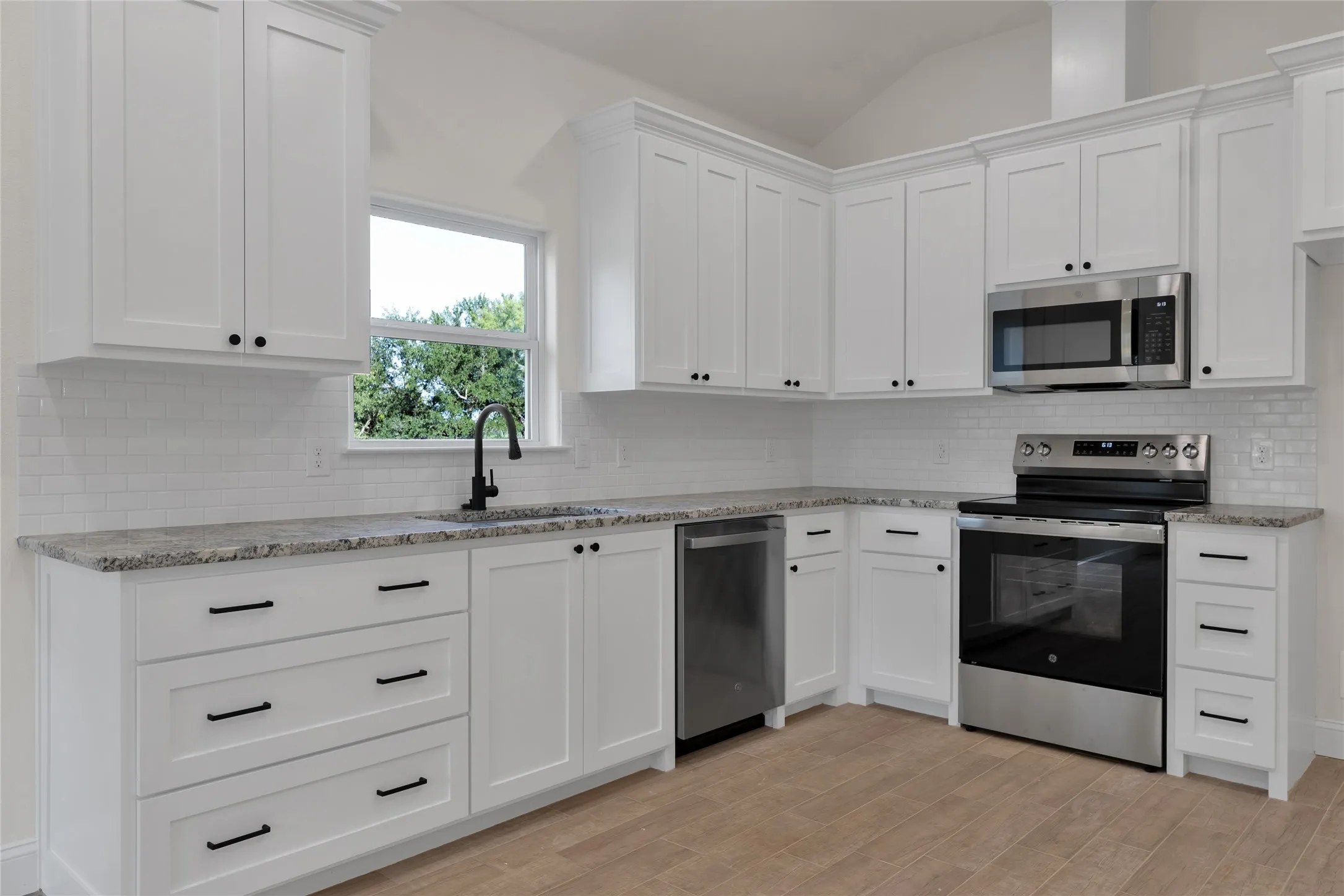 Single Family Residence For Sale in Palo Pinto County , 811 SW 28th Street, Mineral Wells, Texas 76067, 3 Bedroom, 2 Bathroom, Garage spaces, 1,120 Sqft, built in 2026, Price $209,999, mls#21353088, Real Estate Agent in Mineral Wells, Homes For Sale in Palo Pinto county, Homes For Sale in Mineral Wells, Realtor in Mineral Wells Texas, Real Estate Brokerage Independent Realty Texas, Luminita Cordes Realtor