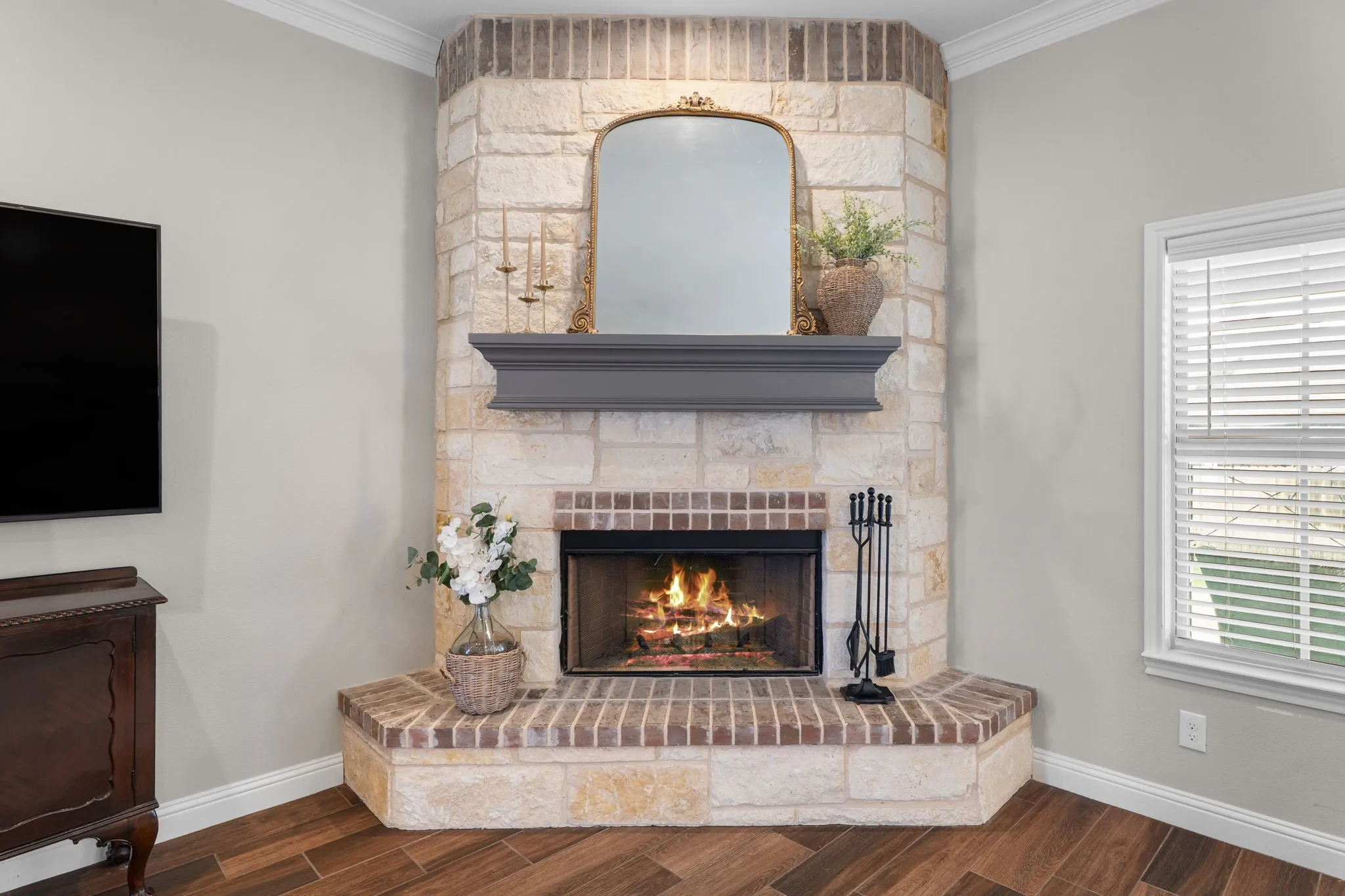 Single Family Residence For Sale in Mc Lennan County , 717 Wintergreen Drive, Hewitt, Texas 76643, 4 Bedroom, 2 Bathroom, 2 Garage spaces, 2,325 Sqft, built in 2020, mls#21352846, Real Estate Agent in Hewitt, Homes For Sale in Mc Lennan county, Homes For Sale in Hewitt, Realtor in Hewitt Texas, Real Estate Brokerage Independent Realty Texas, Luminita Cordes Realtor