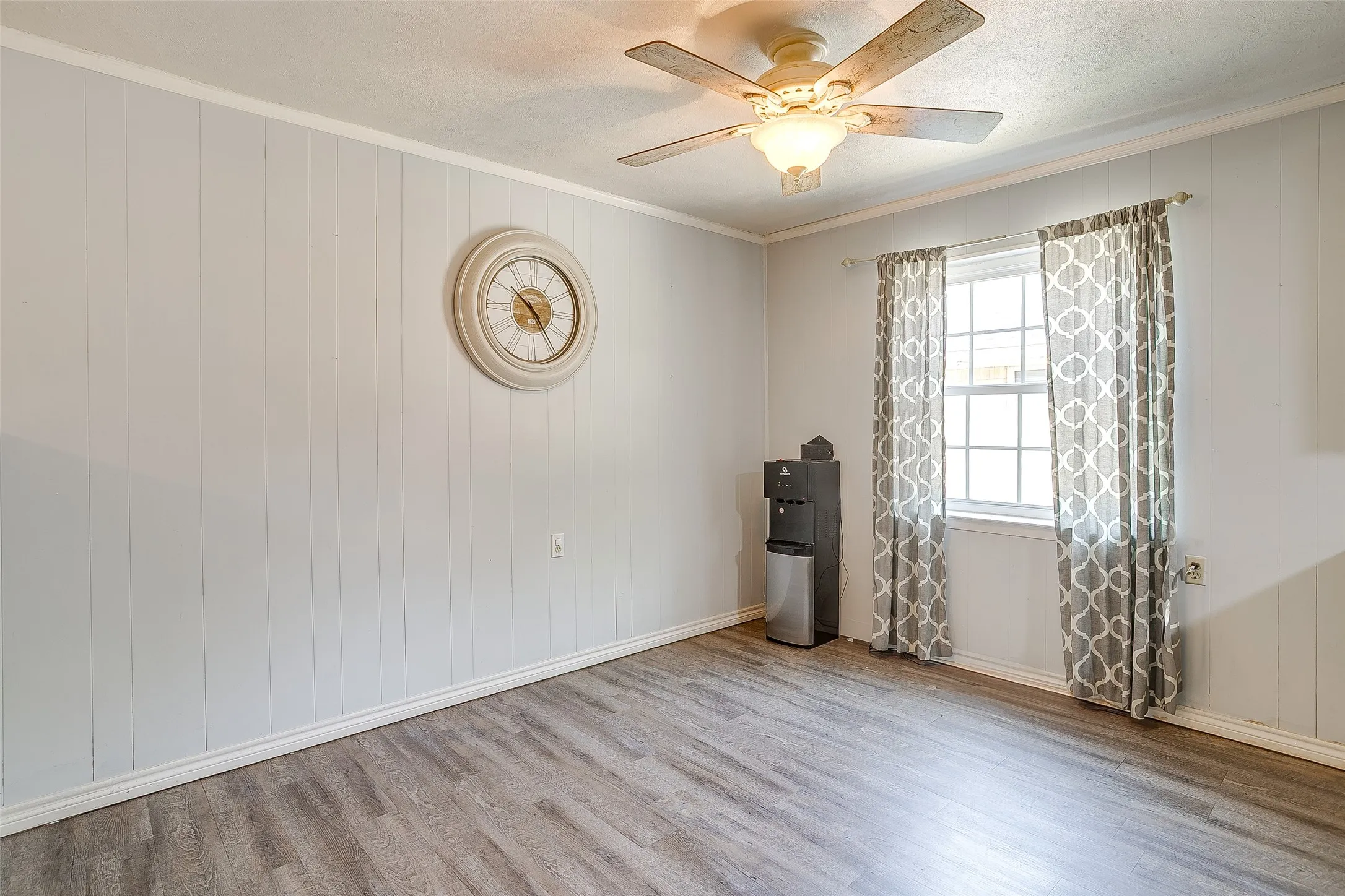 Single Family Residence For Sale in Dallas County , 2617 Magnolia Drive, Irving, Texas 75062, 4 Bedroom, 2 Bathroom, 2 Garage spaces, 2,318 Sqft, built in 1967, mls#21352412, Real Estate Agent in Irving, Homes For Sale in Dallas county, Homes For Sale in Irving, Realtor in Irving Texas, Real Estate Brokerage Independent Realty Texas, Luminita Cordes Realtor