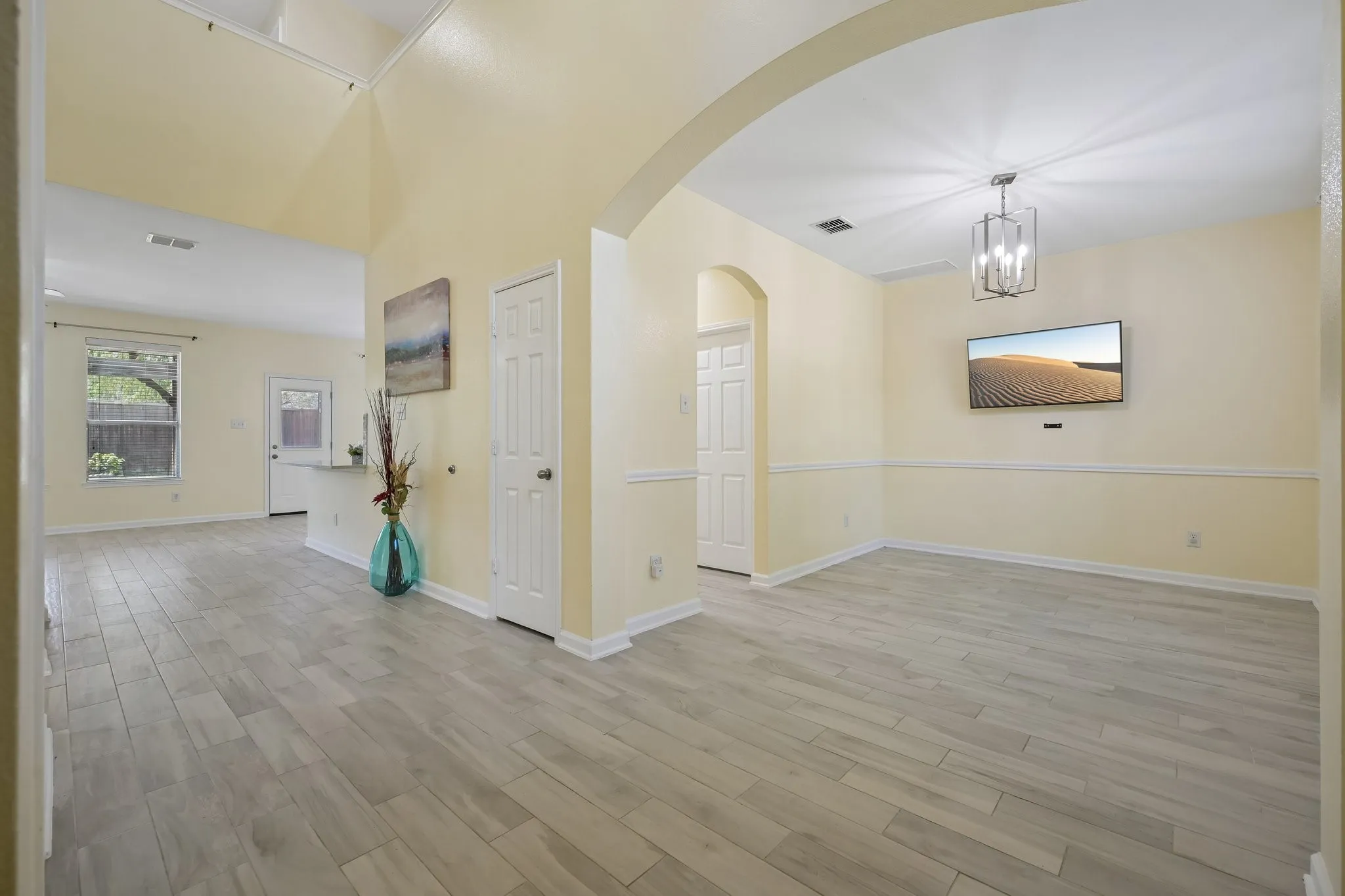 Single Family Residence For Sale in Denton County , 12508 Sunrise Drive, Frisco, Texas 75036, 4 Bedroom, 3 Bathroom, 2 Garage spaces, 2,675 Sqft, built in 2008, mls#21352913, Real Estate Agent in Frisco, Homes For Sale in Denton county, Homes For Sale in Frisco, Realtor in Frisco Texas, Real Estate Brokerage Independent Realty Texas, Luminita Cordes Realtor
