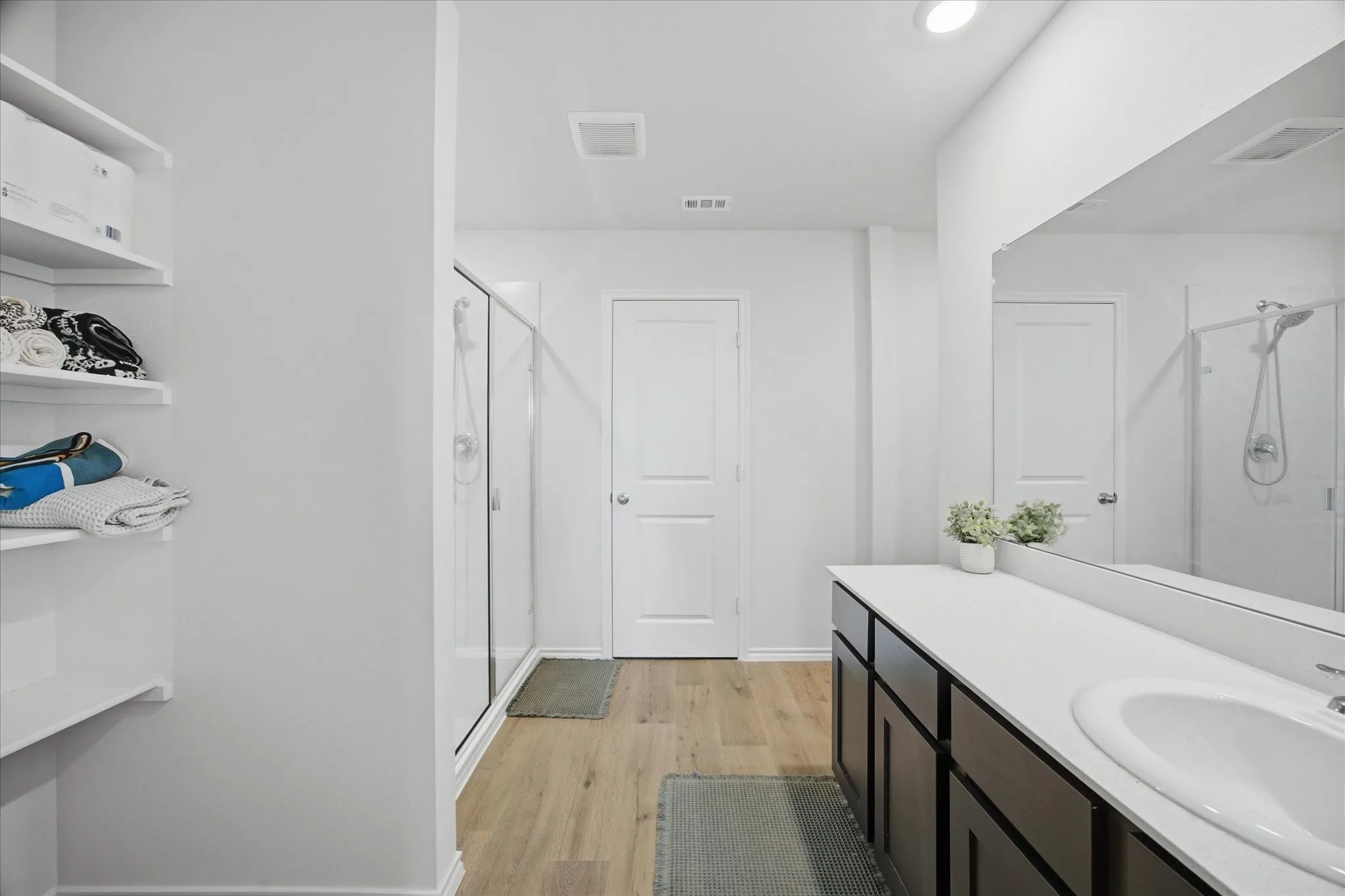 Single Family Residence For Sale in Hunt County , 114 Sunberry Drive, Caddo Mills, Texas 75135, 5 Bedroom, 2 Bathroom, 2 Garage spaces, 2,011 Sqft, built in 2025, mls#21353142, Real Estate Agent in Caddo Mills, Homes For Sale in Hunt county, Homes For Sale in Caddo Mills, Realtor in Caddo Mills Texas, Real Estate Brokerage Independent Realty Texas, Luminita Cordes Realtor